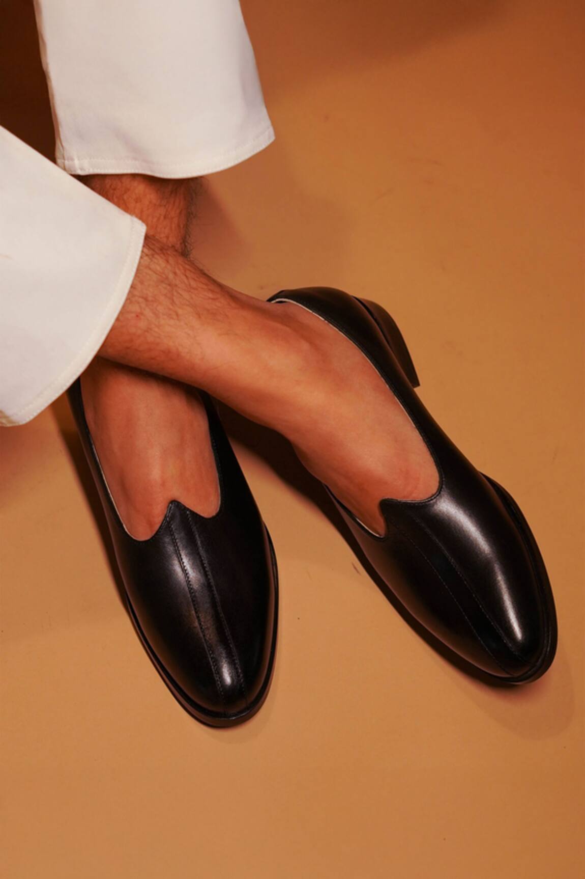 Dmodot Leather Peshawaris