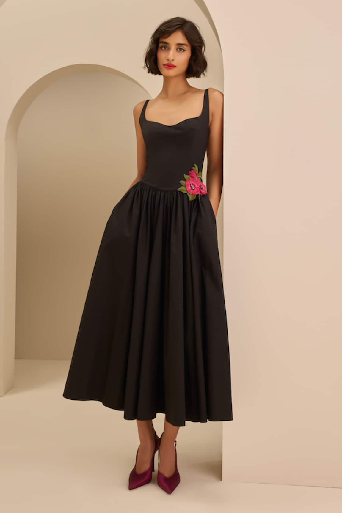 Gauri & Nainika Sweetheart Neck Midi Dress 