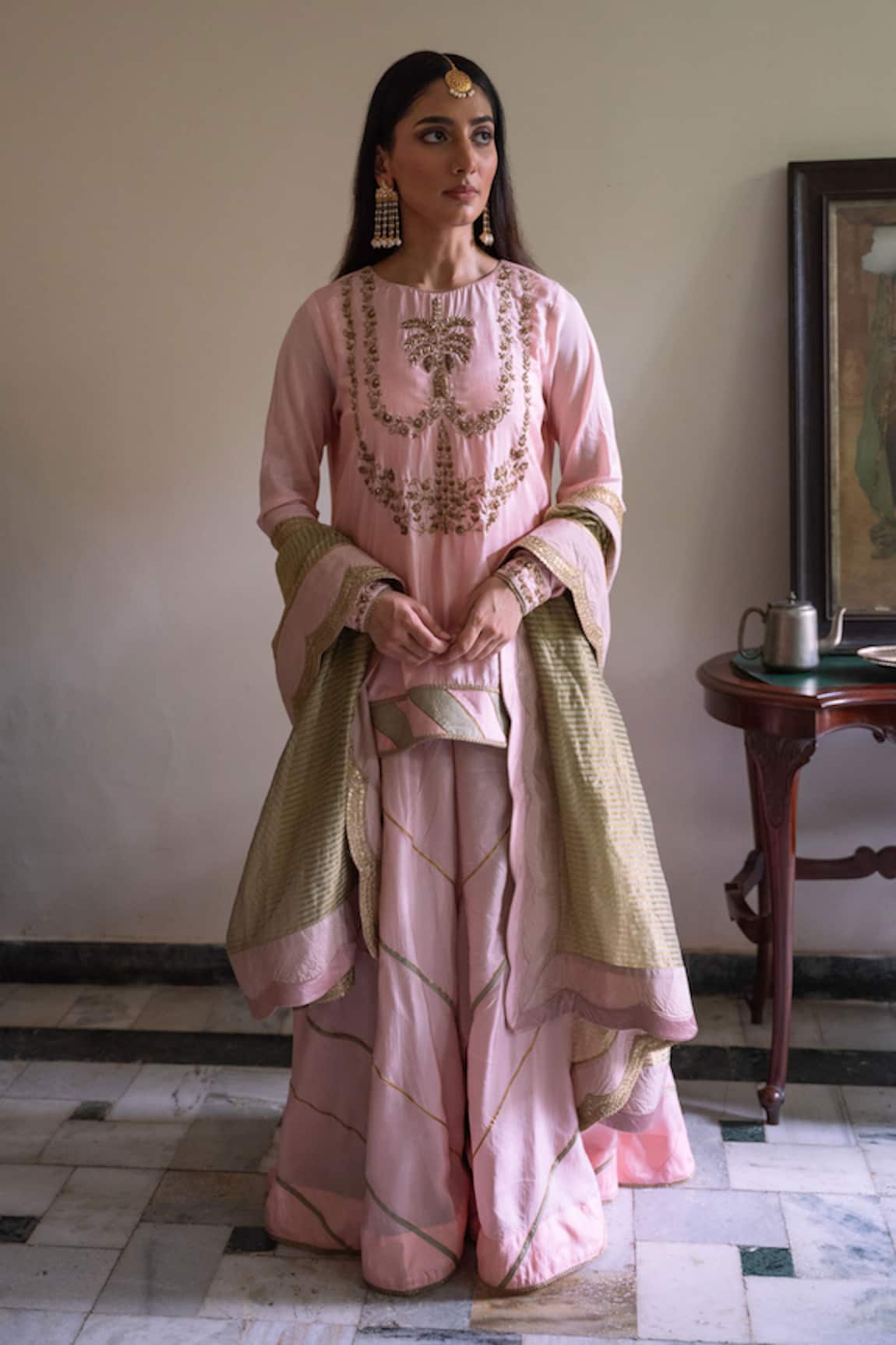 Shorshe Clothing Maala Embroidered Kurta With Gharara 