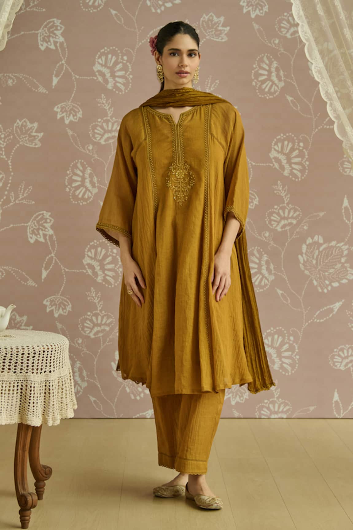 Kritika Dawar Tara Hand Embroidered Tissue Kurta Set 