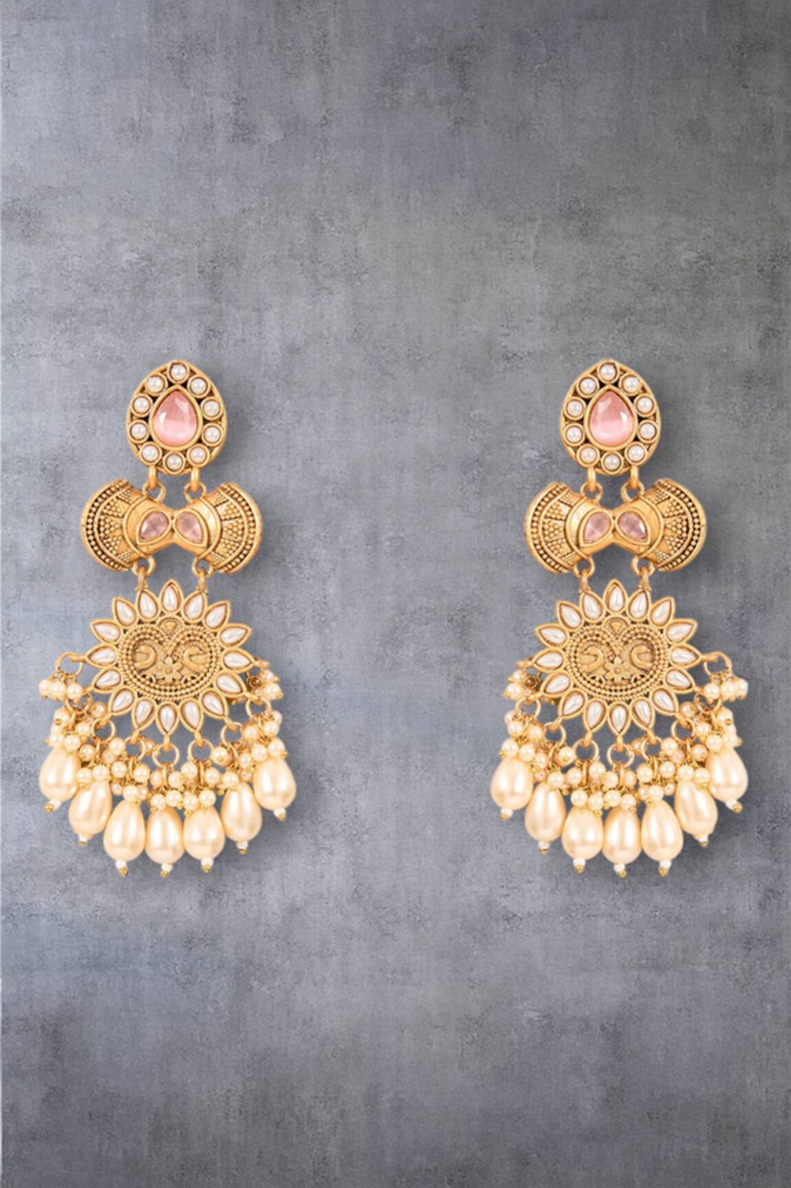 Auraa Trends Gold-Plated Floral Design Earrings