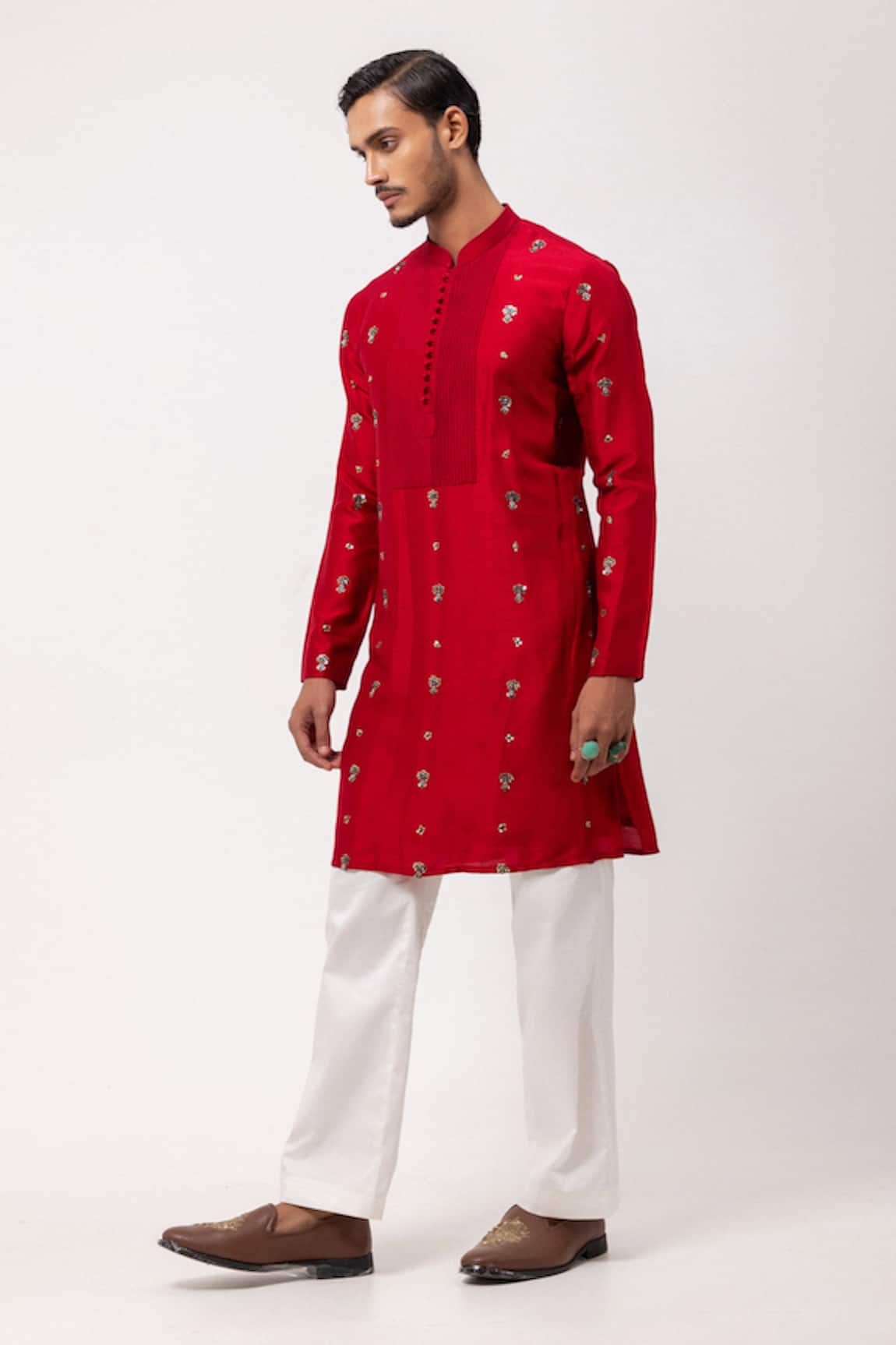 PAARSH Floral Embroidered Kurta 