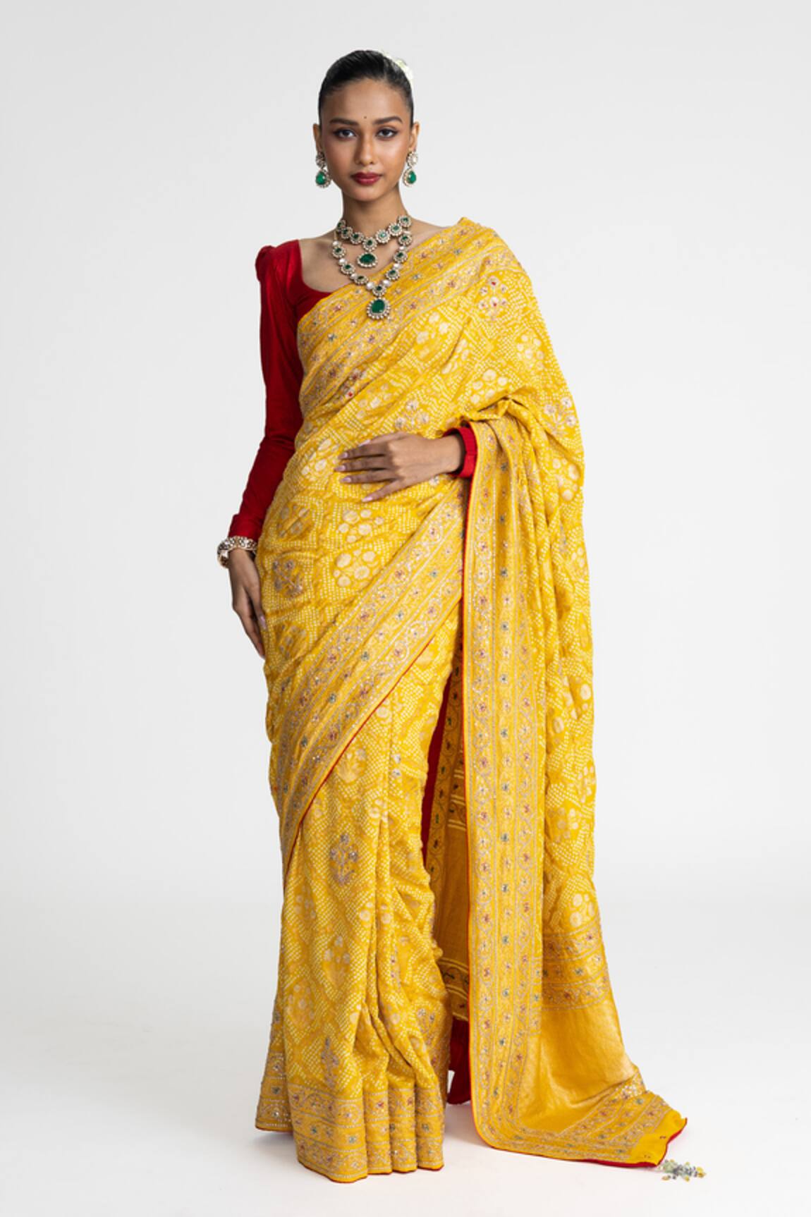 Naina Jain Banarasi Bandhani Saree With Unstitched Blouse Fabric 