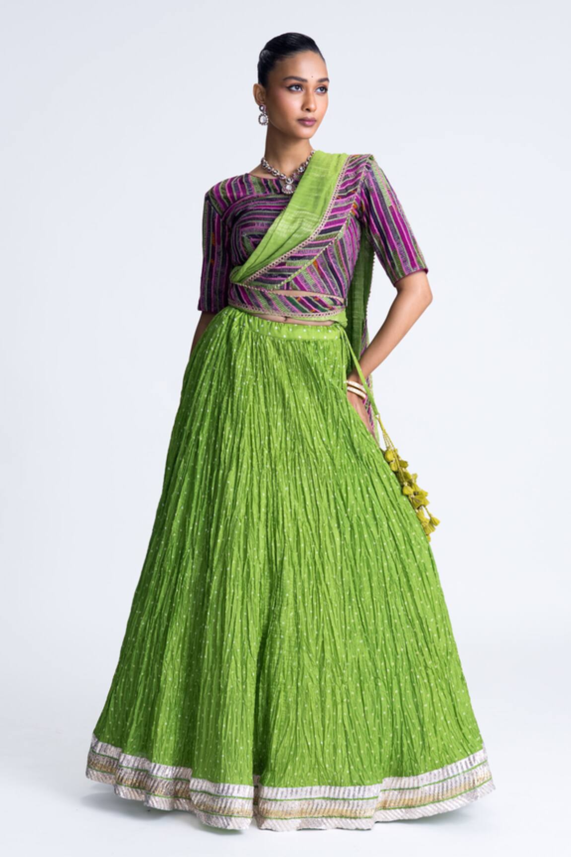 Naina Jain Green Bandhani Crushed Lehenga Set 