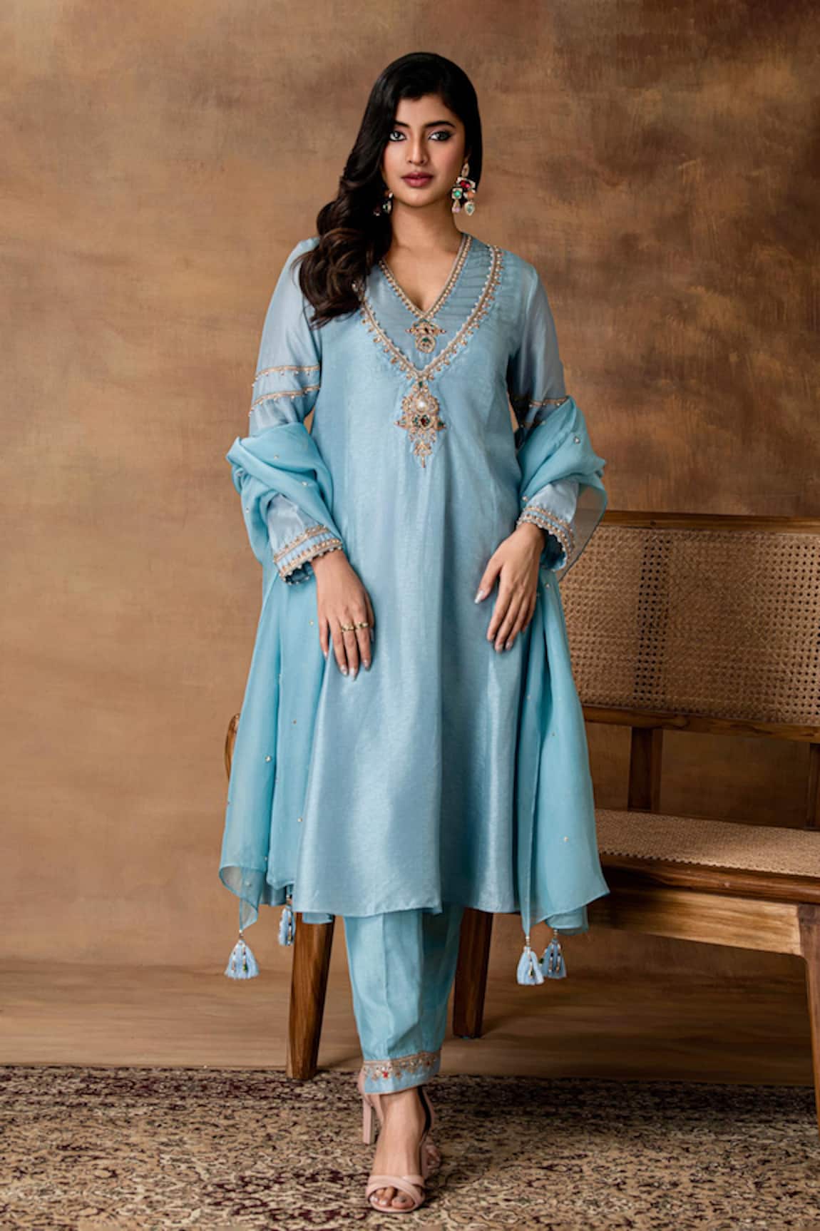 Isha Gupta Tayal Metallic Pastel Blue Silk Embroidered Kurta Set 