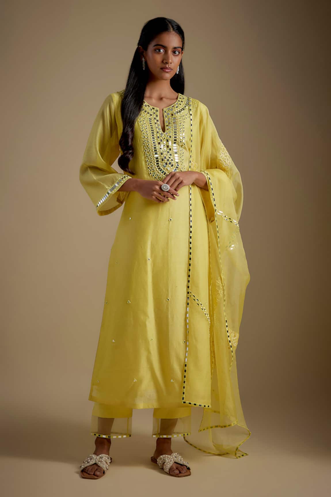 Asaga Chiclet Embroidered Bodice Kurta Set 