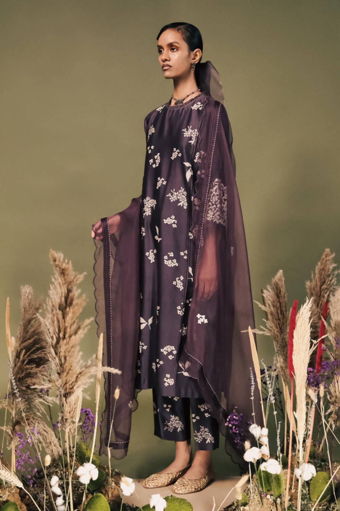 Arcvsh By Pallavi Singh Garden Print Kurta & Pant Set