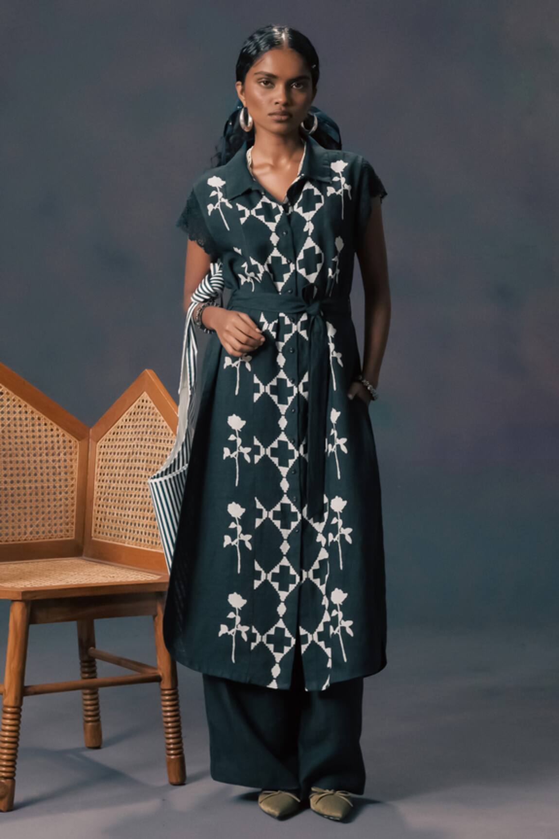 Arcvsh By Pallavi Singh Green Discharge Print Kurta Set 