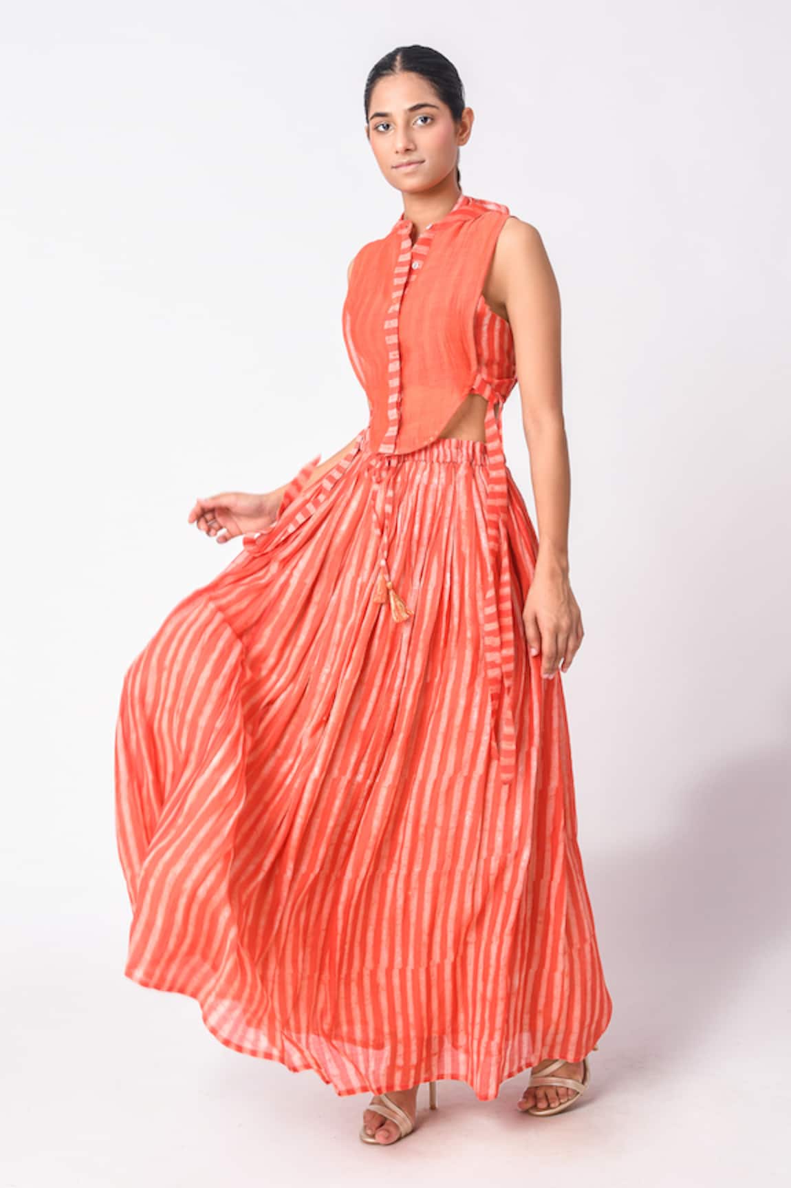 Jayati Goenka Chanderi Silk Skirt Set With Overlay 