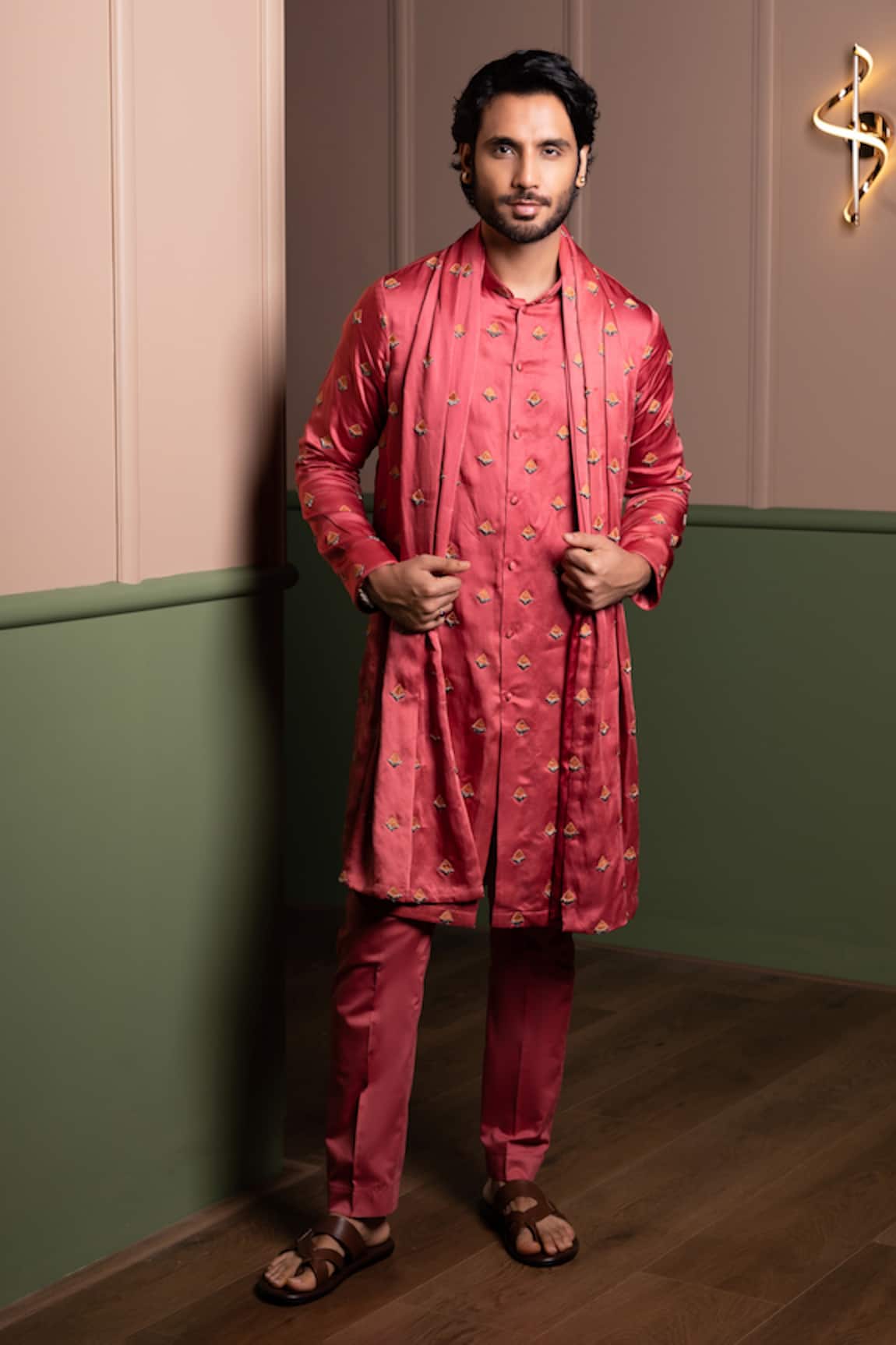 Kaaj Button Triangle Buti Kurta Stole Set