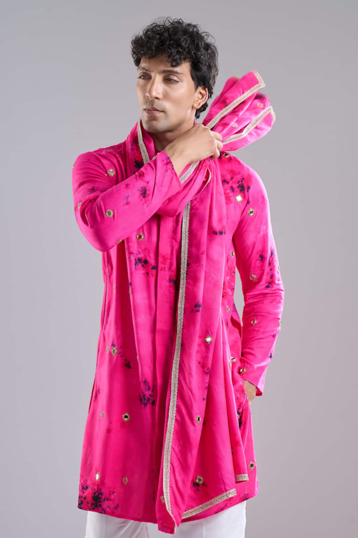 Arihant Rai Sinha Mirror Work Kurta