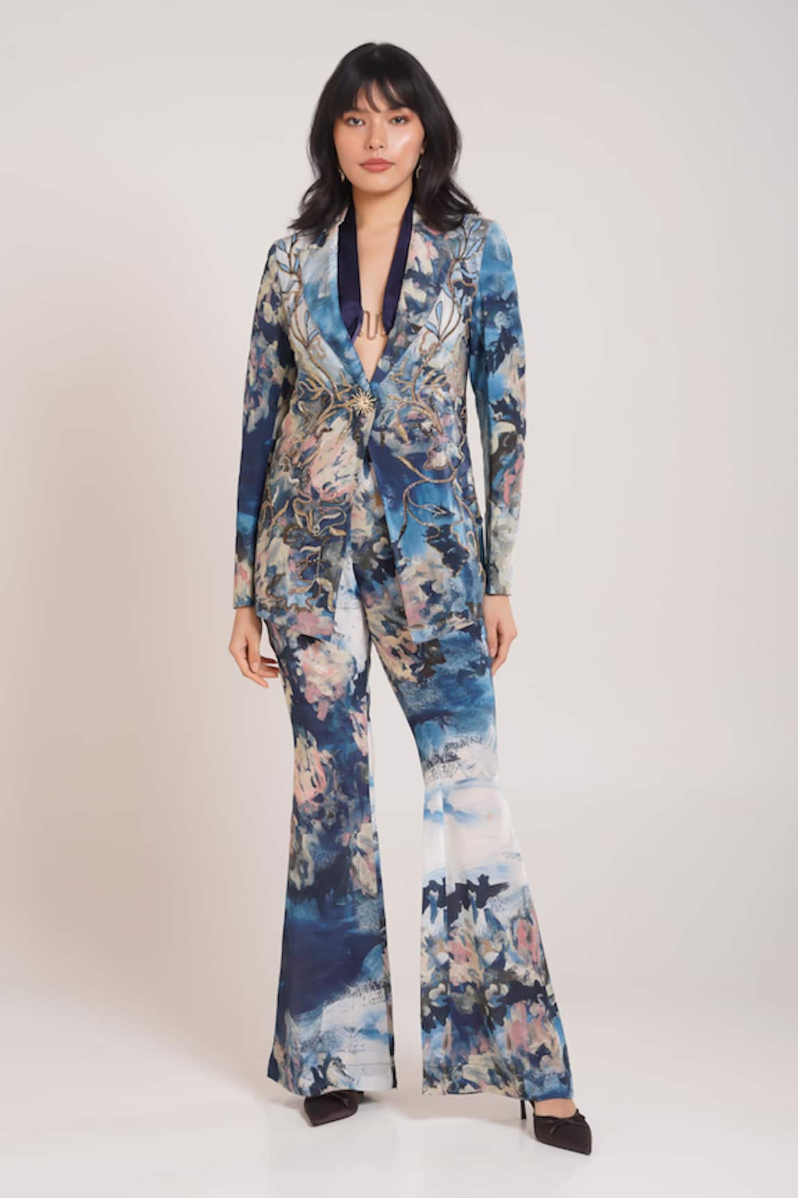 Advait Nuri Printed Blazer Set 