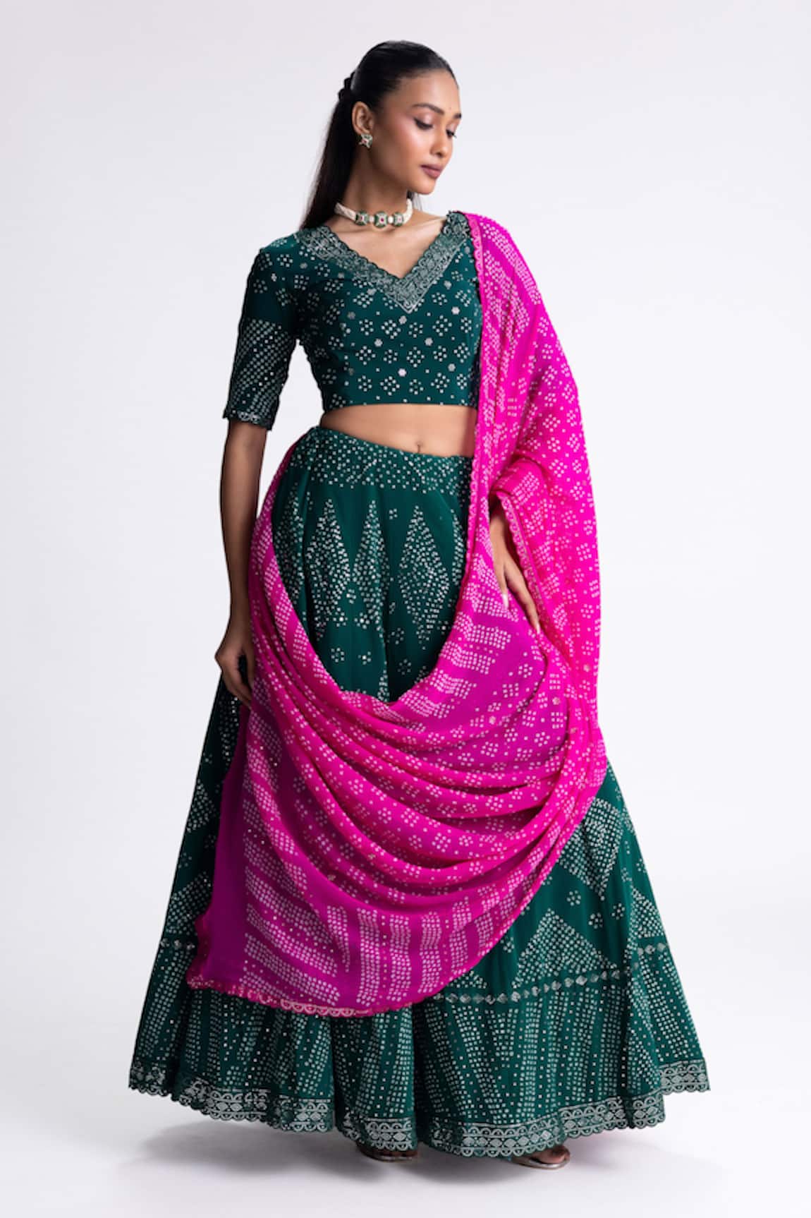Naina Jain Green Bandhani Lehenga Set 