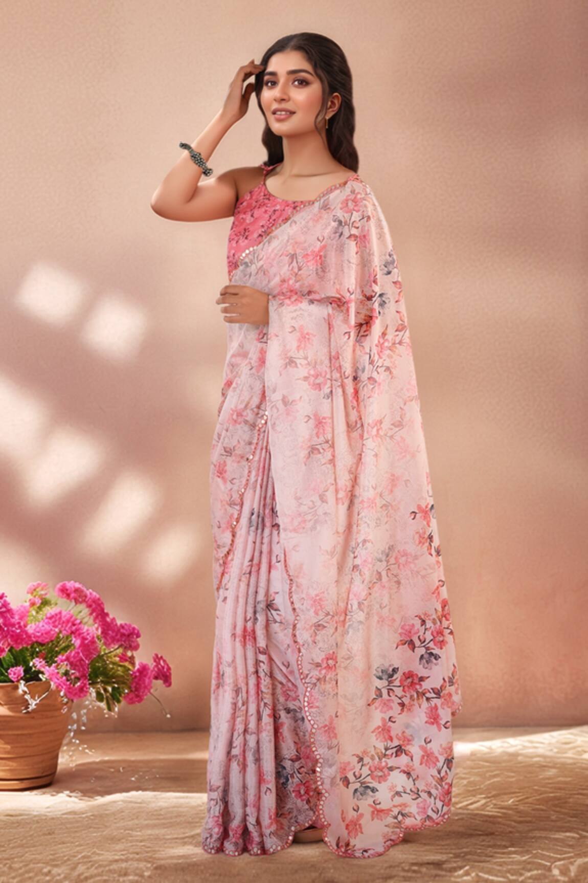 Samyukta Singhania Printed Saree With Unstitched Blouse Piece 