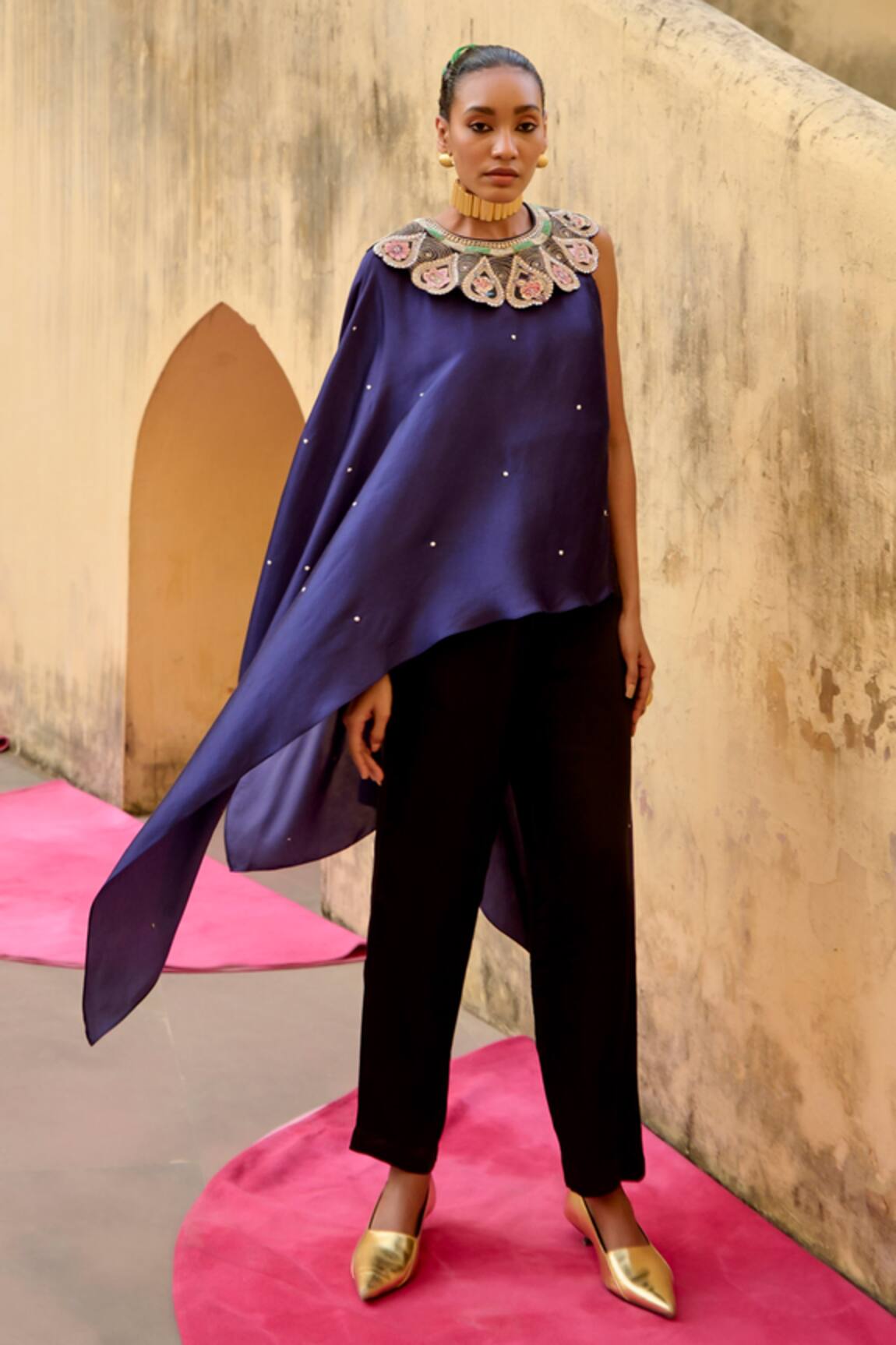 Swati Vijaivargie Asymmetric Sleeve Cape With Pant 