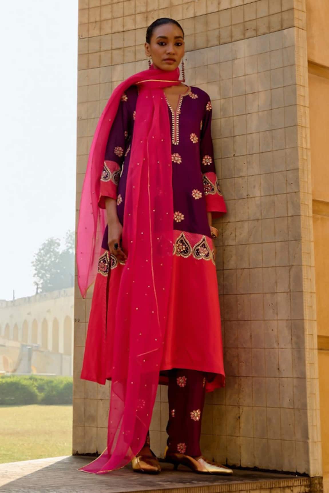 Swati Vijaivargie Floral Butti Pattern Kurta Set 