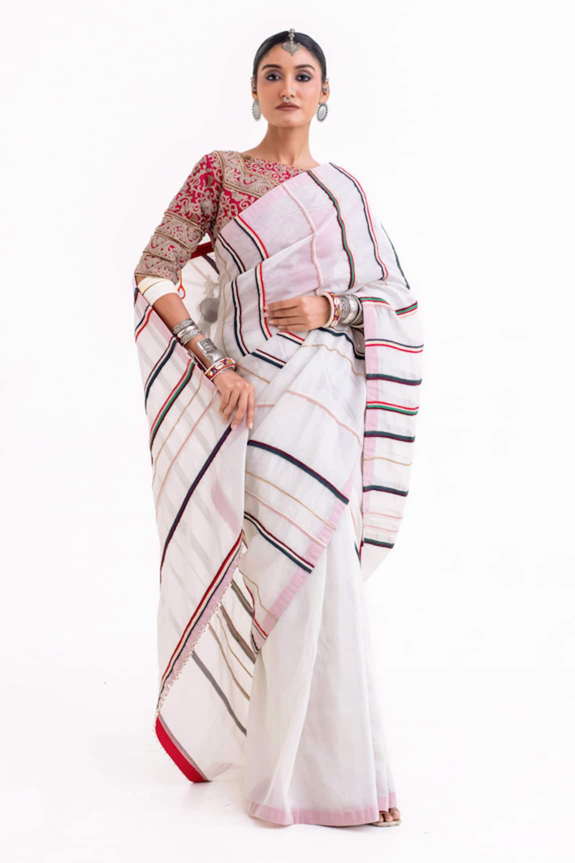 Garo Stripe Pattern Saree With Blouse 