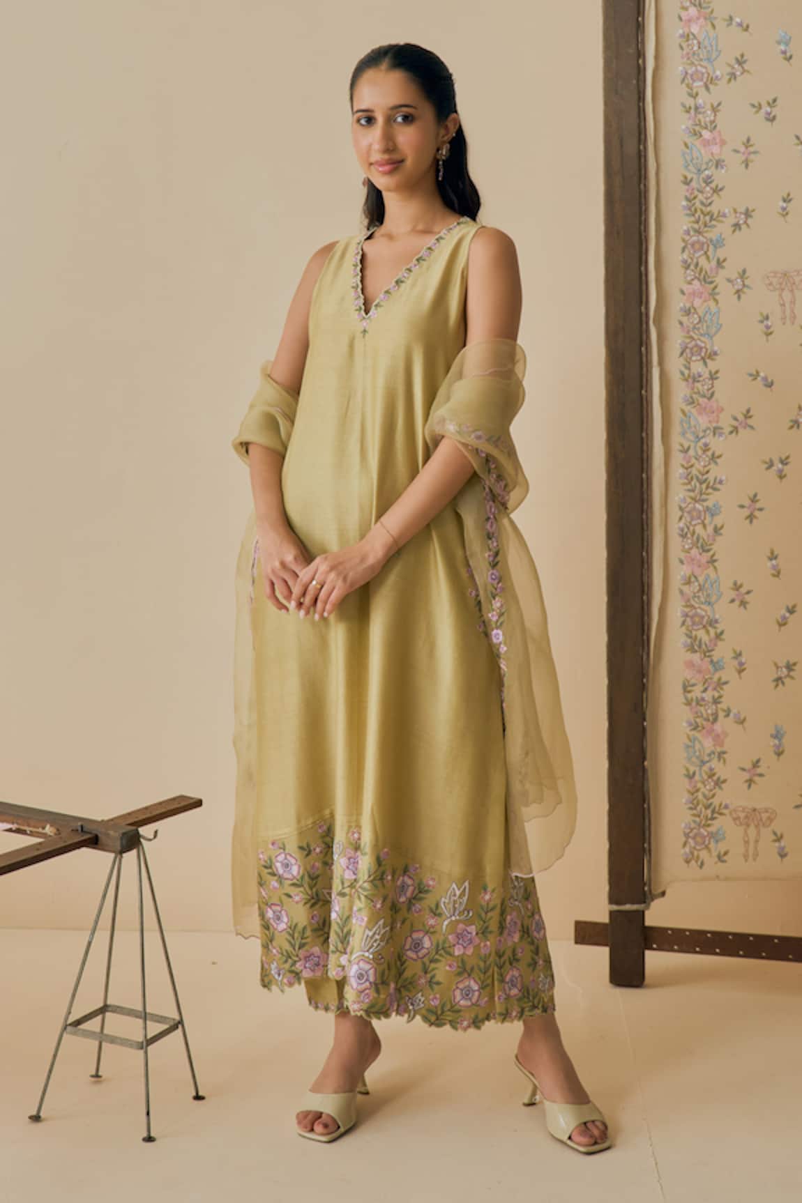 Bhawna Sethi Pehar Neckline Embroidered Kurta Set 
