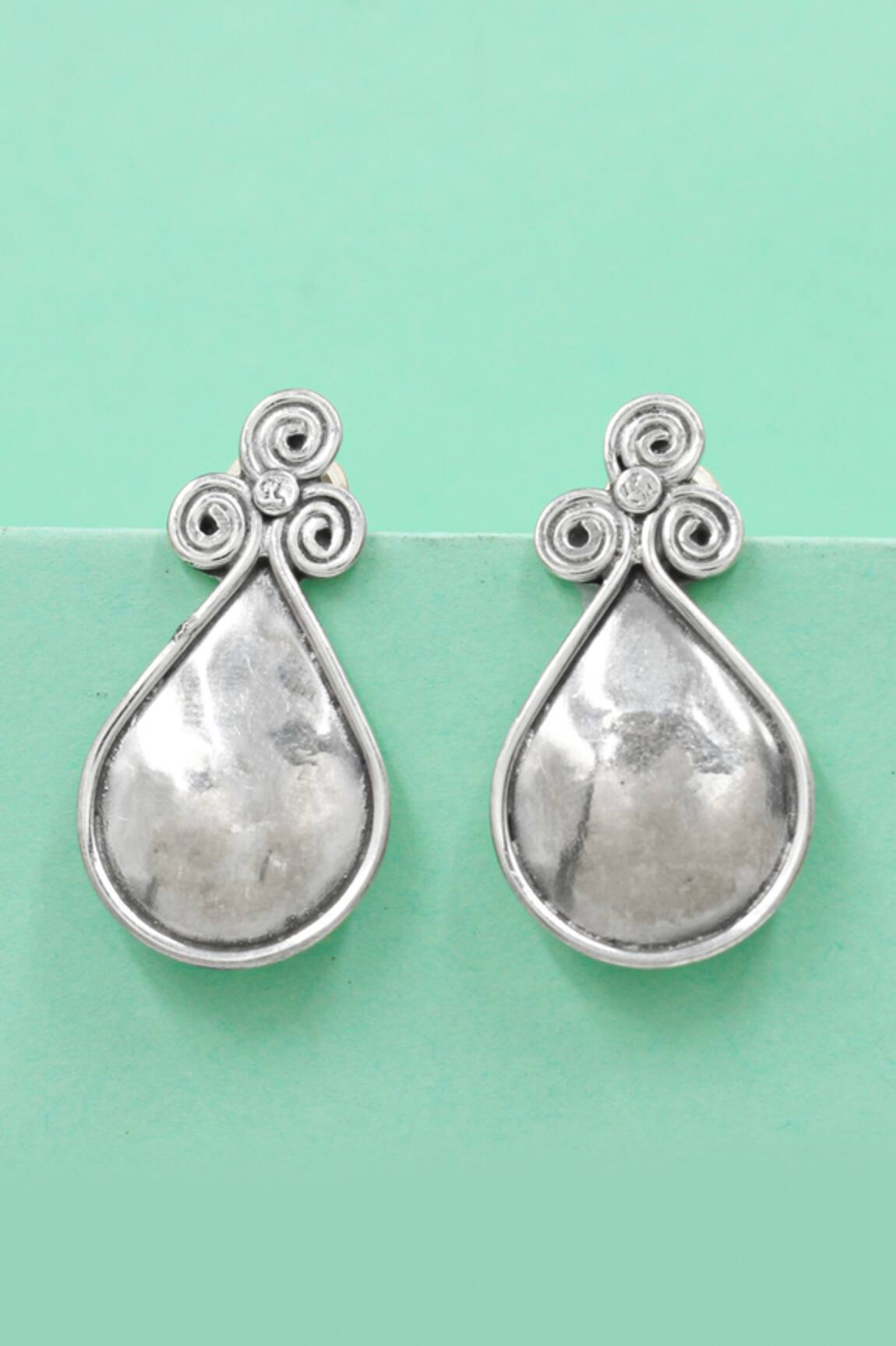 Sangeeta Boochra Teardrop Elegance Silver Earrings 