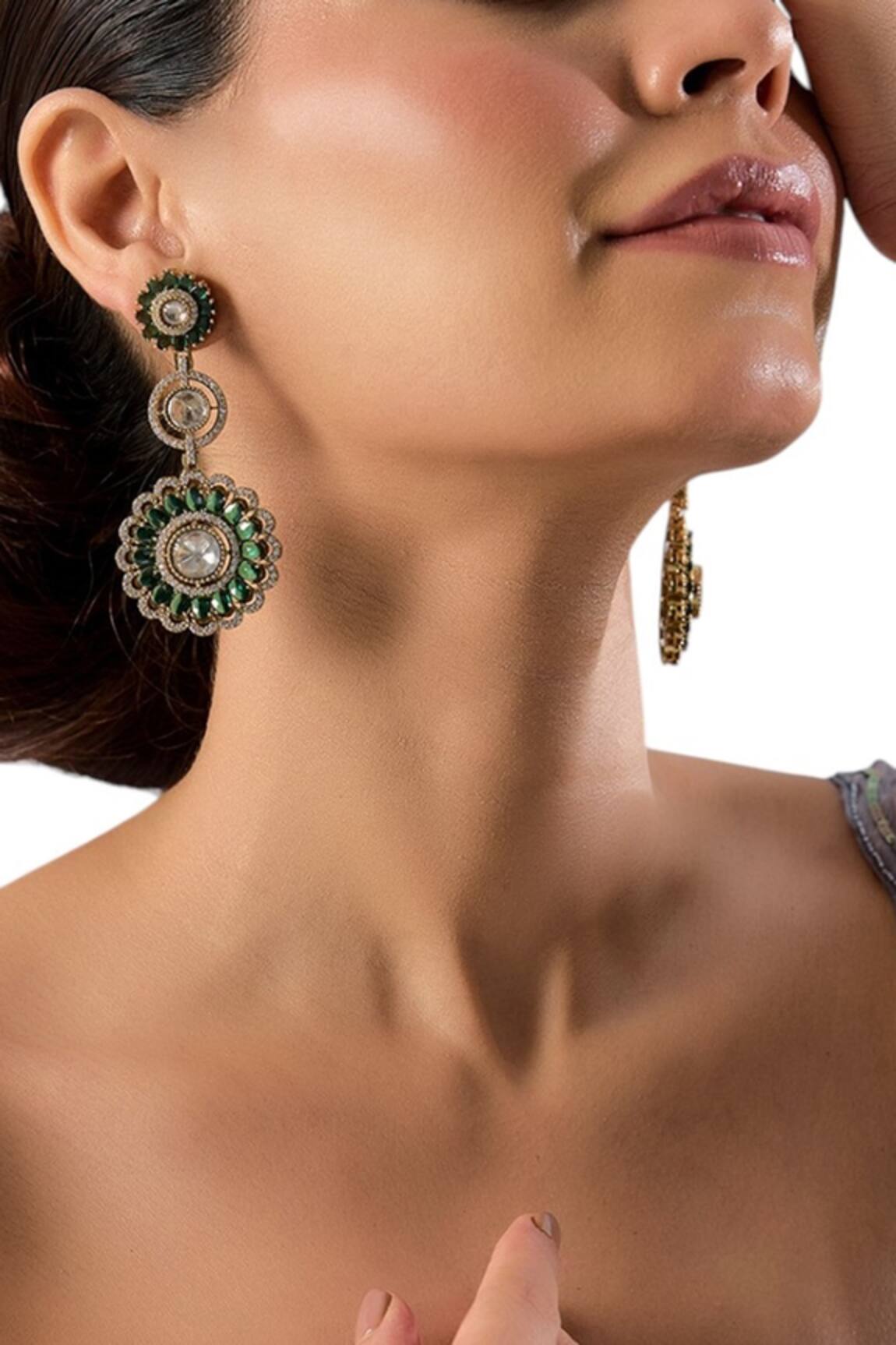 Auraa Trends Green Kundan Floral Danglers 