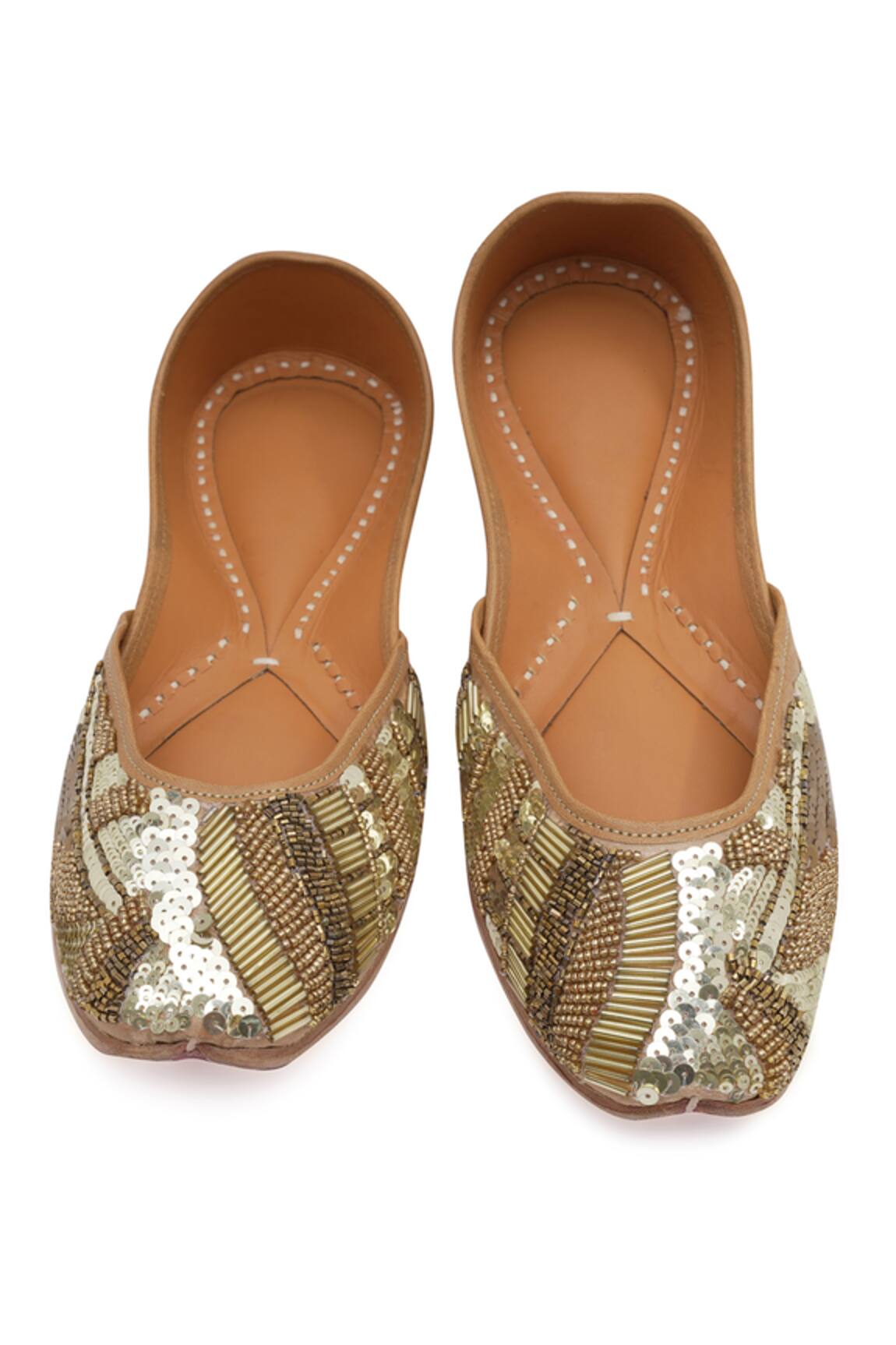 NR By Nidhi Rathi Handcrafted Golden Juttis 