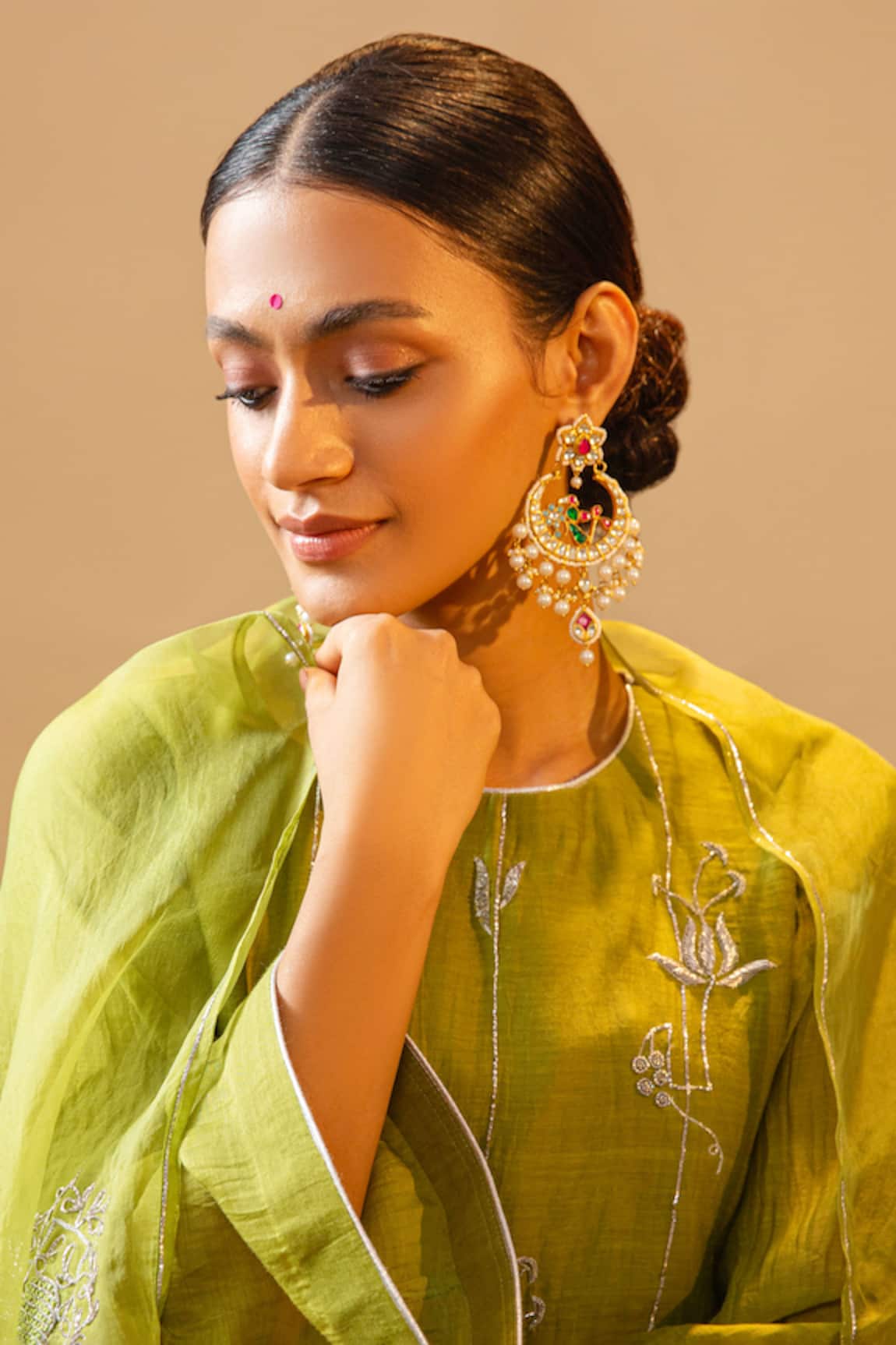 MAISARA JEWELRY Kundan Studded Chandbalis 