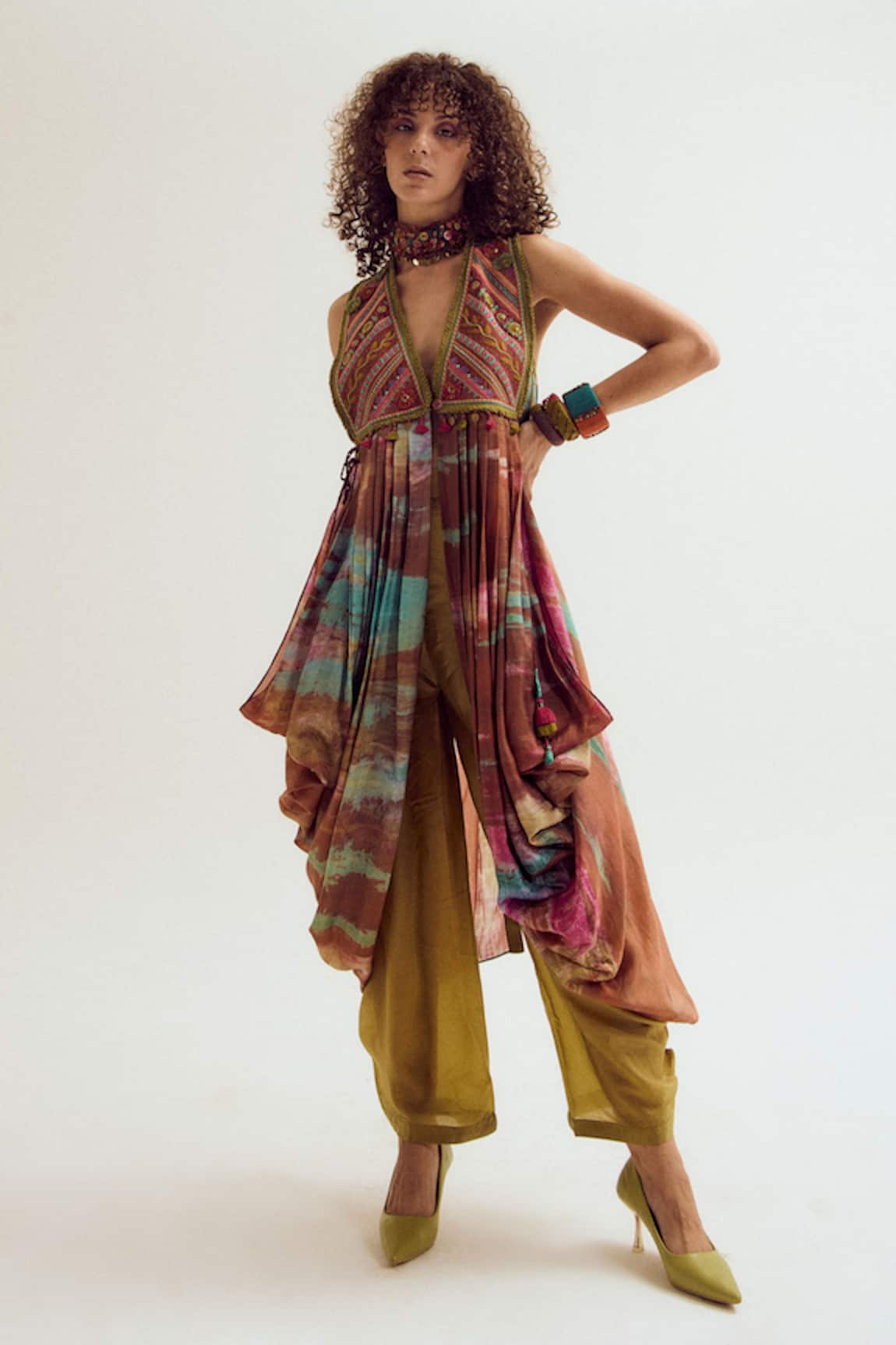 Capisvirleo Ira Embroidered Tie Dye Jacket Cape Set 