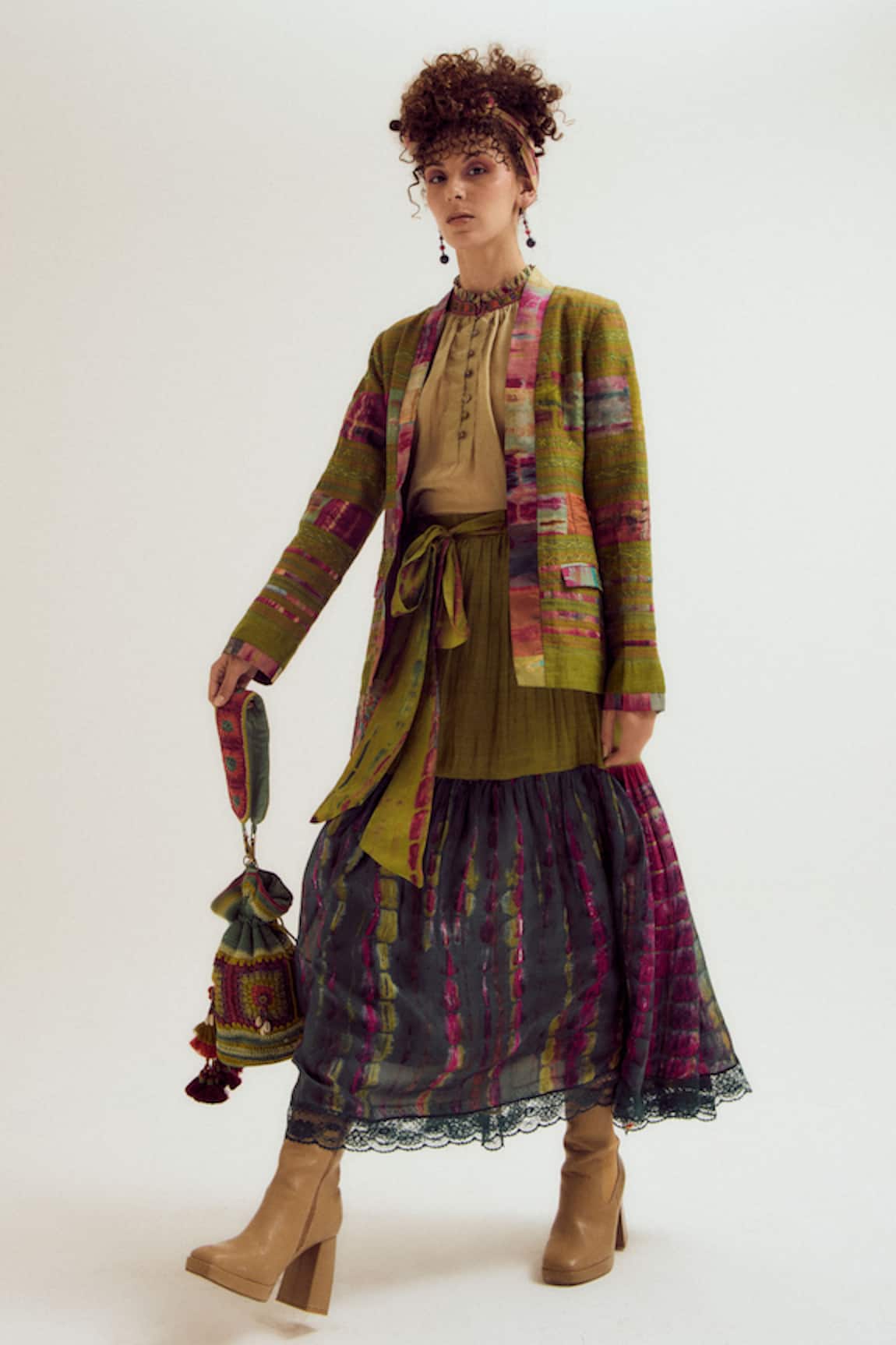 Capisvirleo Amala Embroidered Skirt 