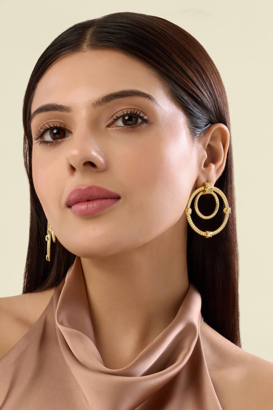 Isharya Gold Ribbed Bolted Double Hoop Earrings 