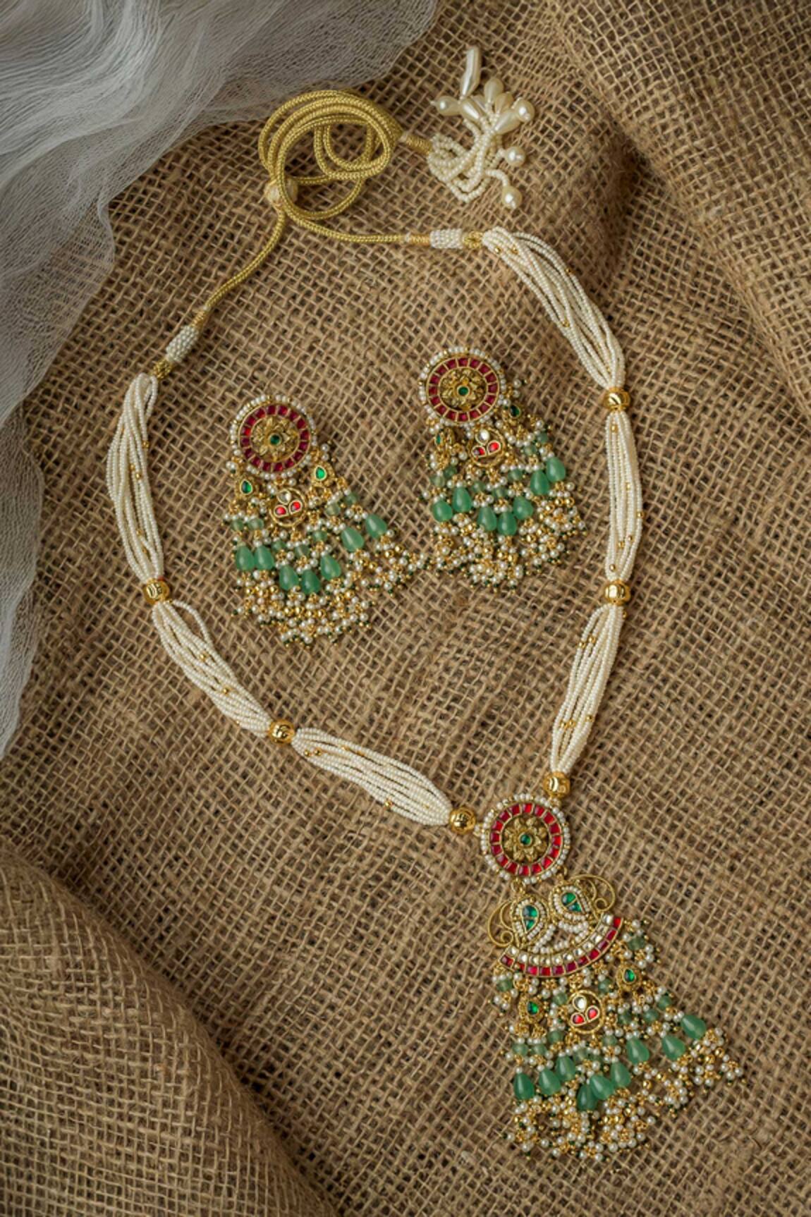 Vivinia By Vidhi Mehra Floral Embellished Choker Set 