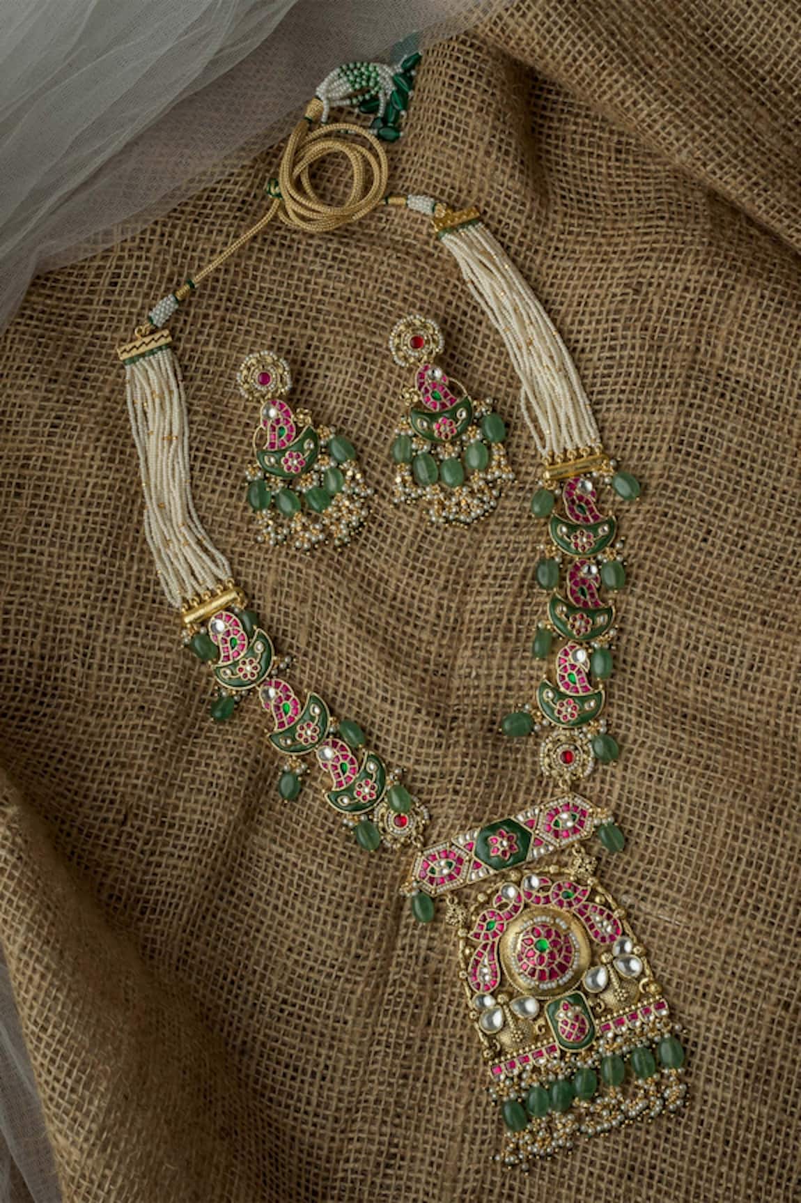 Vivinia By Vidhi Mehra Kundan Floral Embellished Necklace Set 