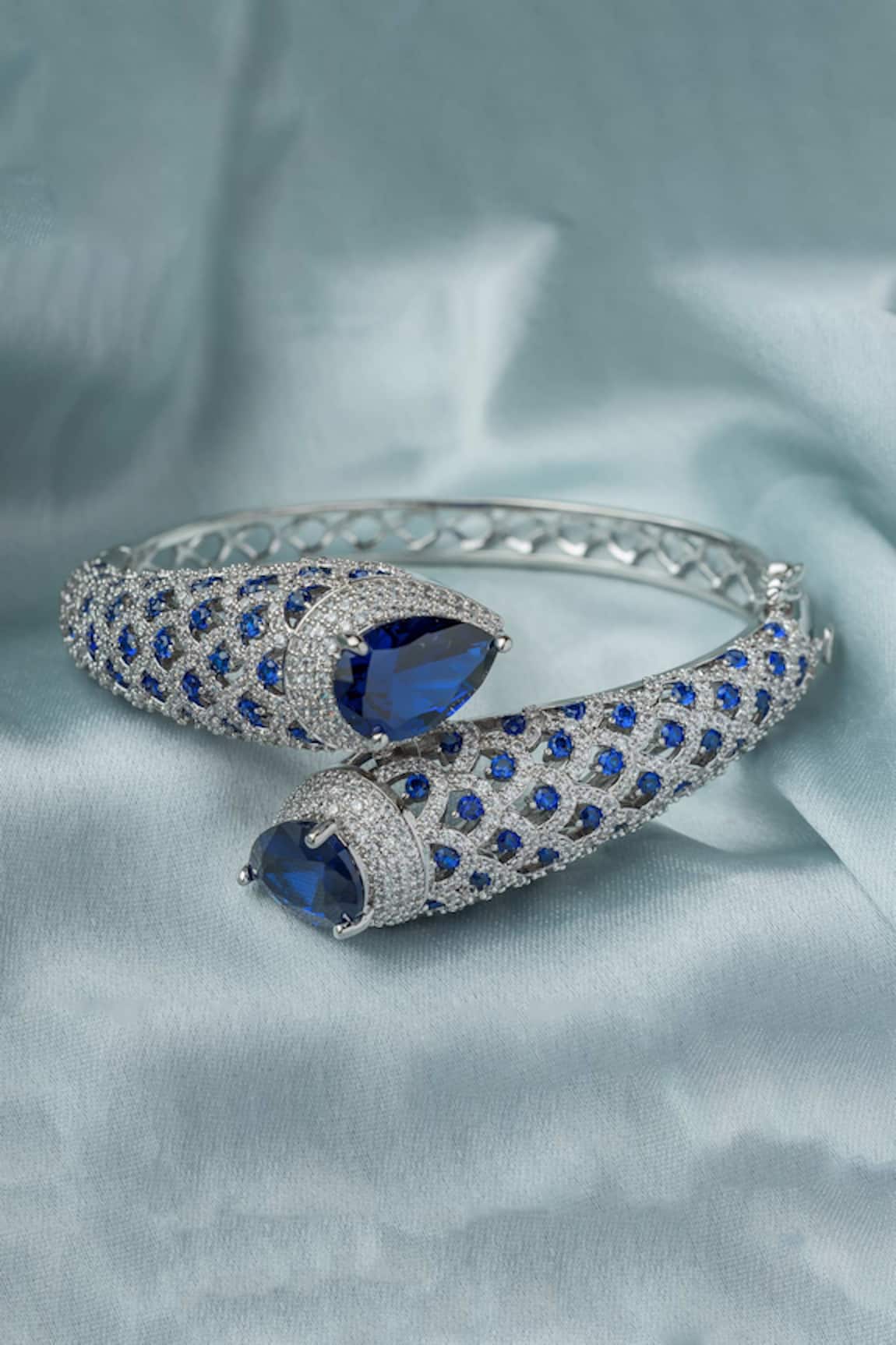 Vivinia By Vidhi Mehra Gemstone Embellished Kada 