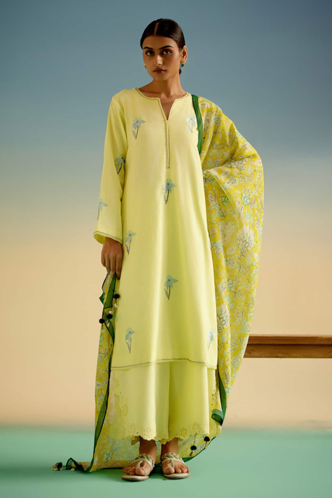 Shetab Kazmi Flower Embroidered Kurta Set 