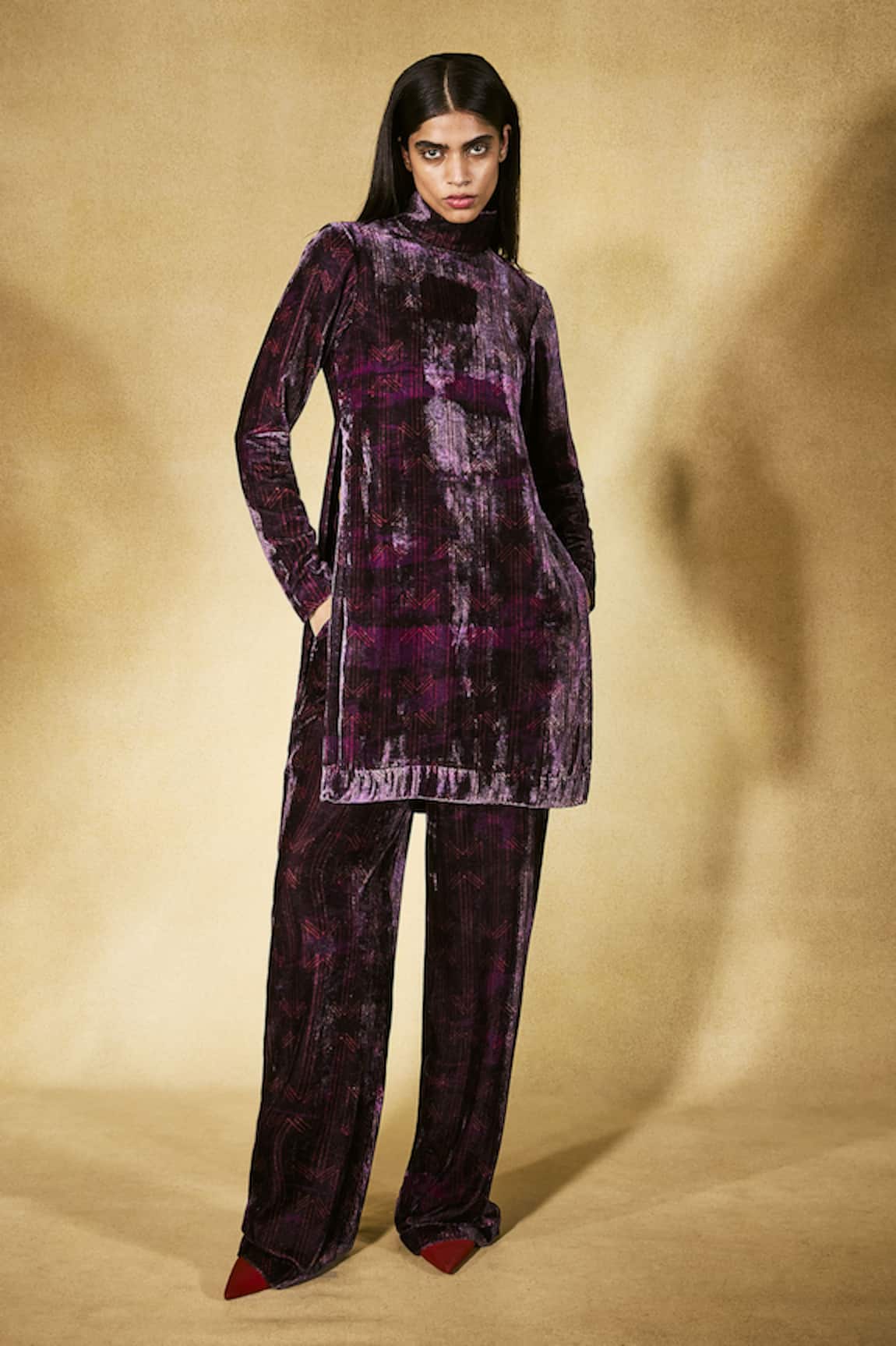 Nirmooha Aurora Plum Monogram Set 