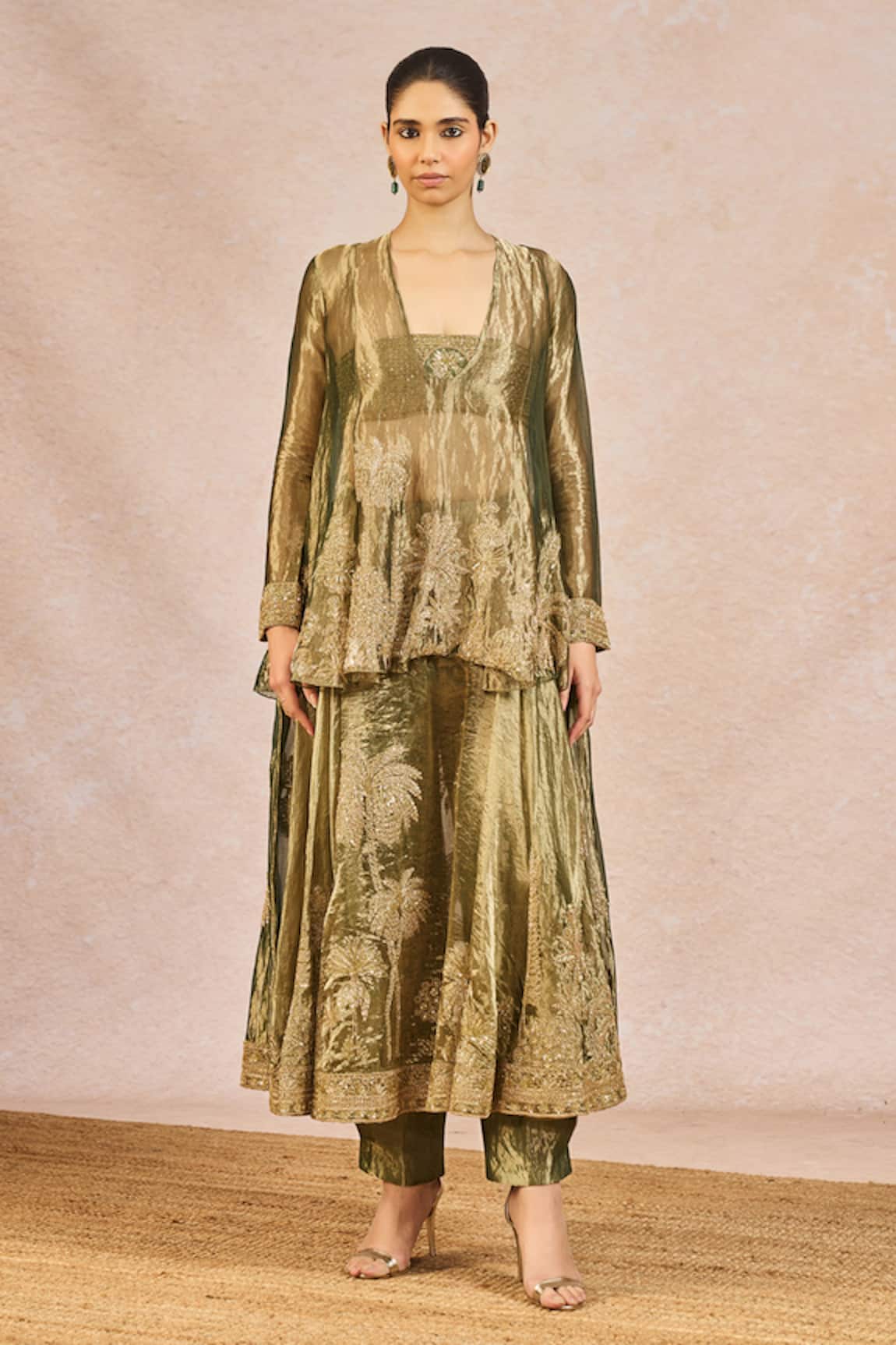 Masaba Khwabon Ki Shehzadi Embroidered Kurta Set With Skirt 