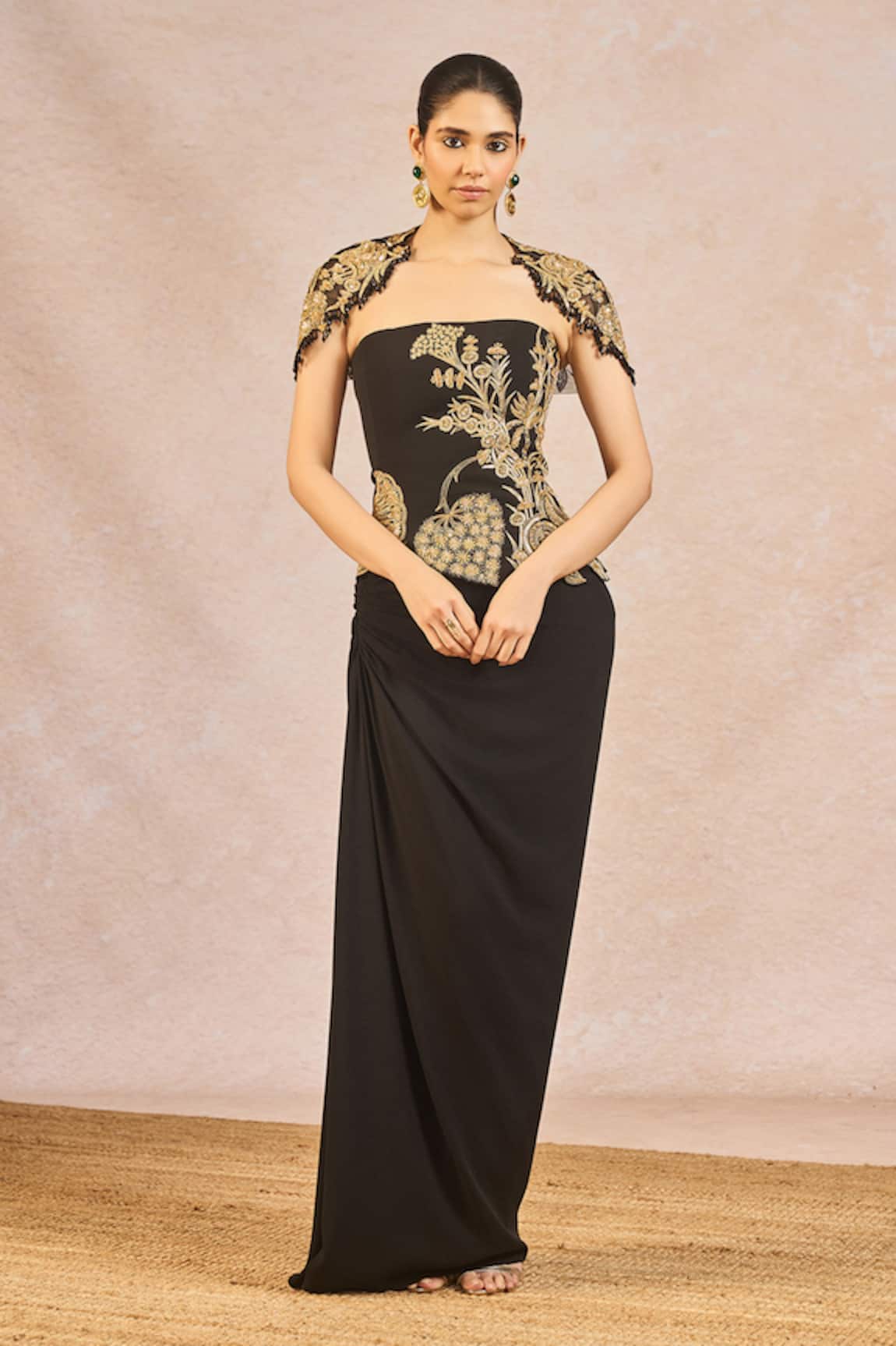 Masaba Ikrar Hua Embrodiered Shrug & Skirt Set 