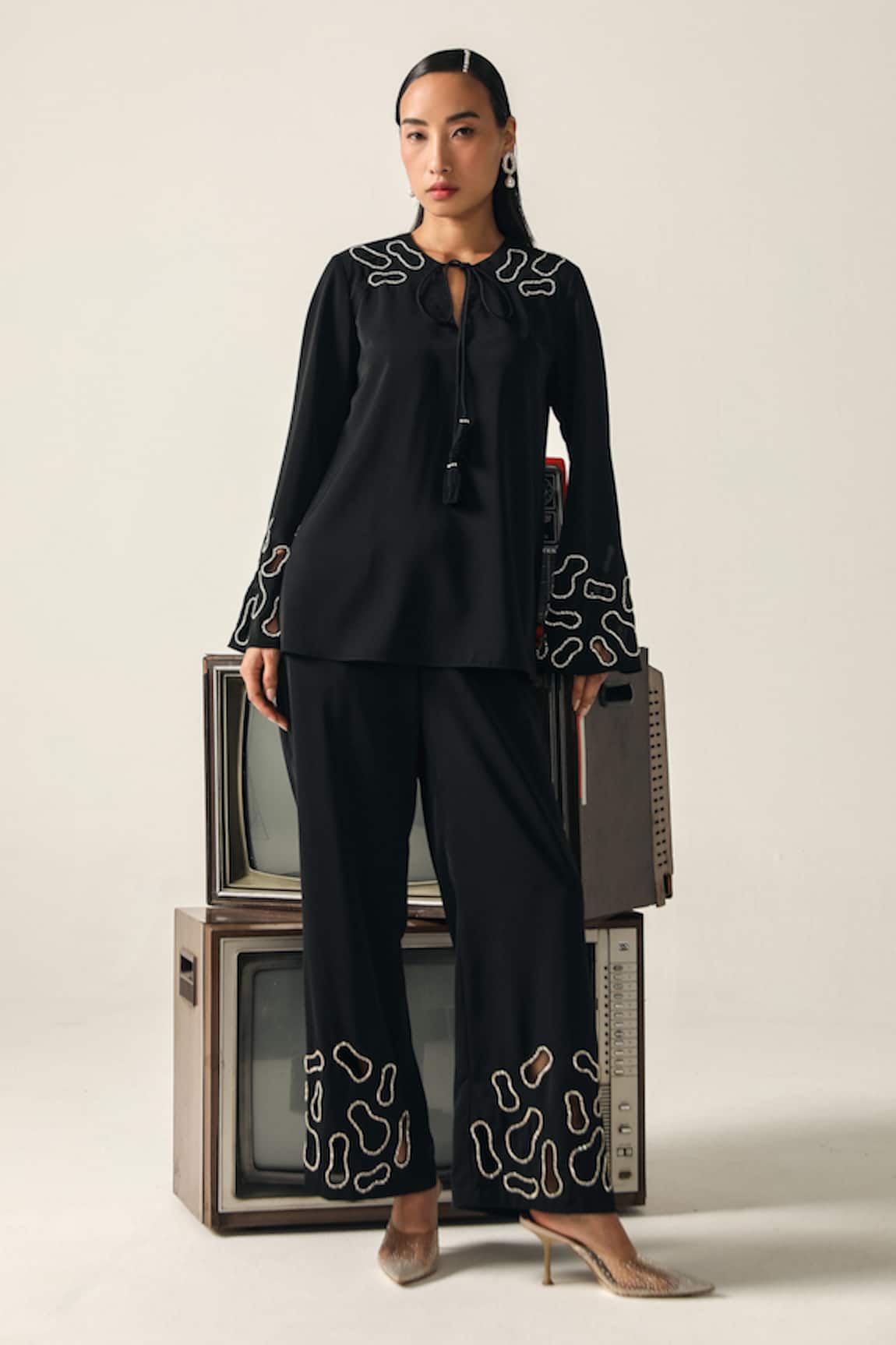 House Of Zeniaa Athena Embroidered Top & Pant Set 