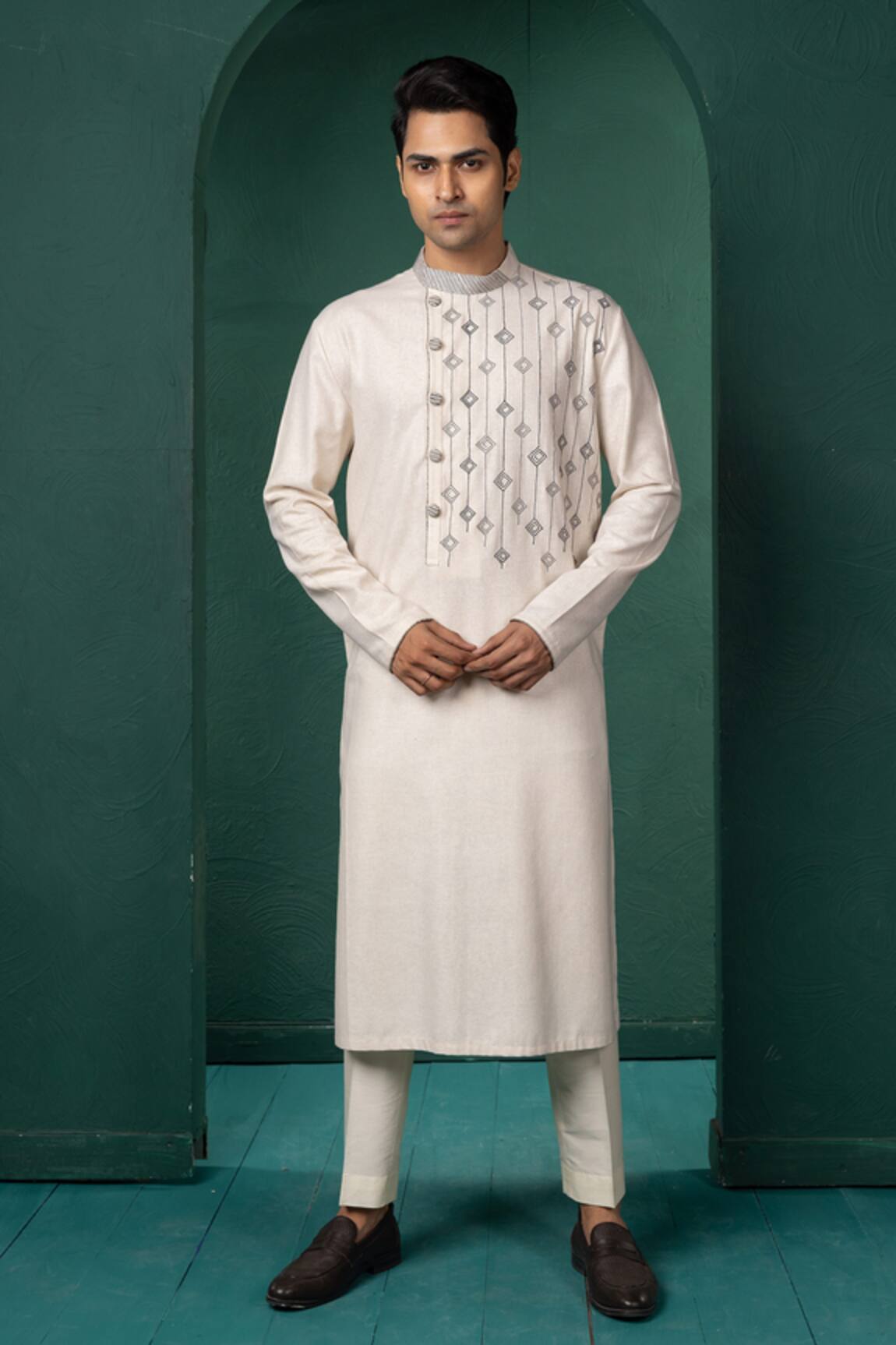 Minikin Geometric Pattern Kurta Set 