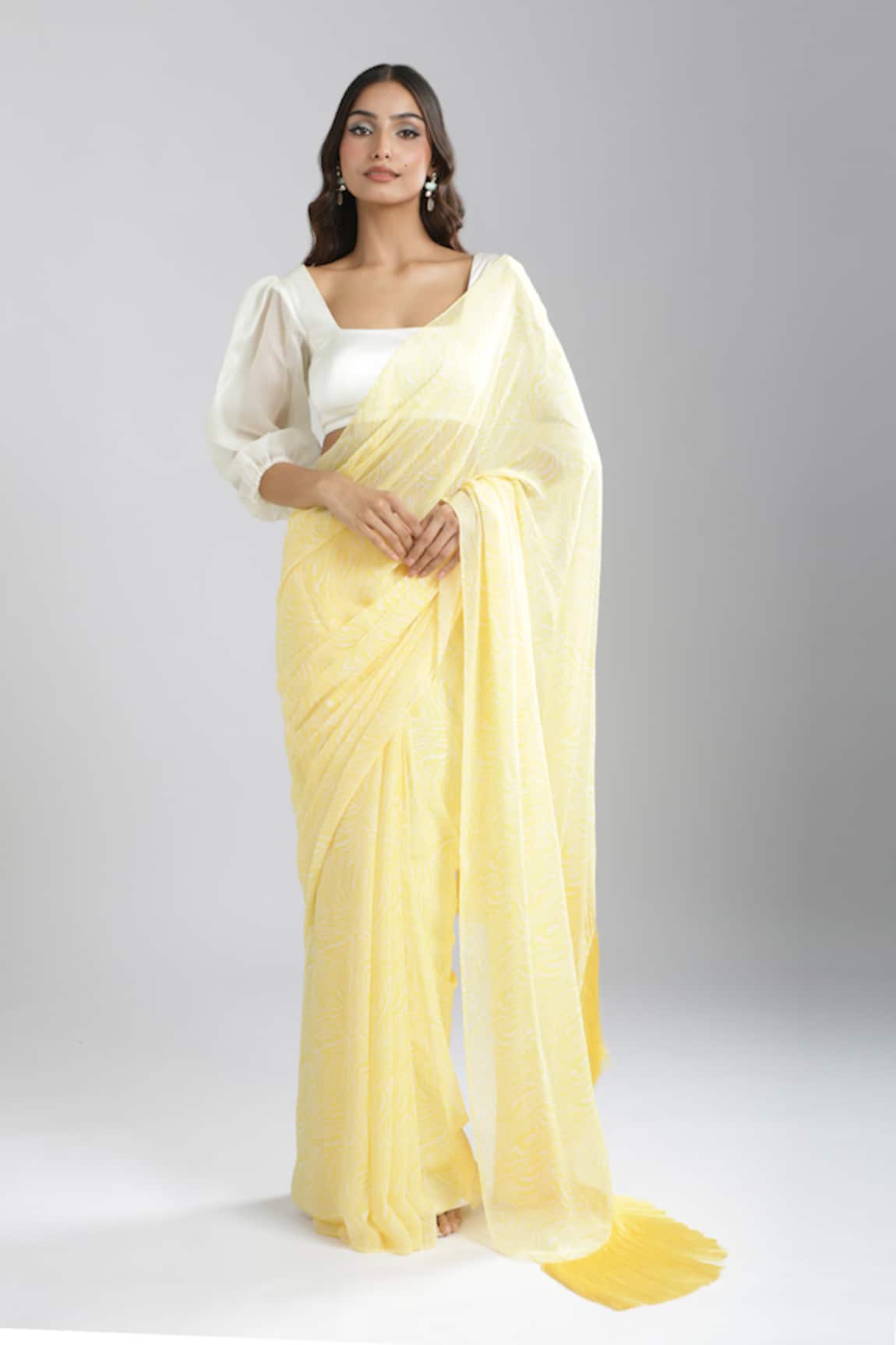 Aza X Shilpa Shetty Kundra Animal Swirl Print Yellow Saree With Puff Sleeve Blouse 