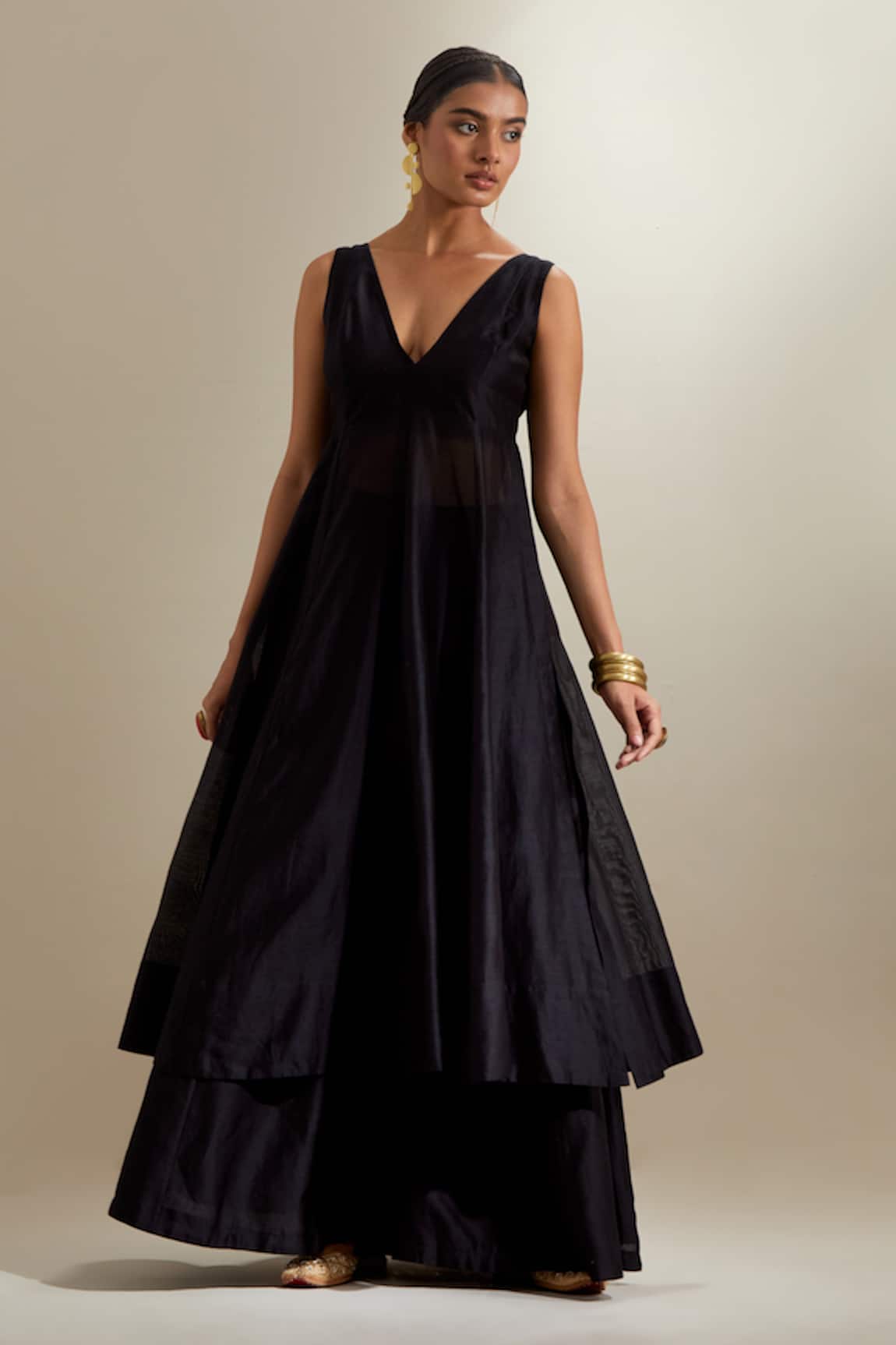 Vinusto Chanderi Sleeveless Panelled Anarkali & Palazzo 
