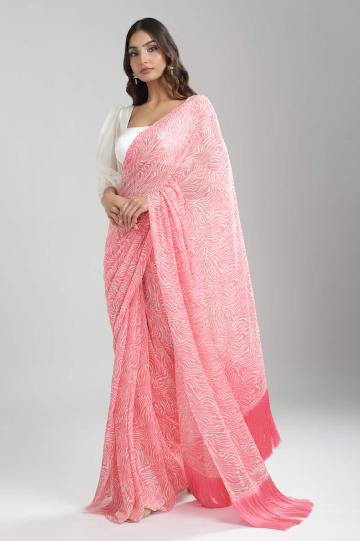 Aza X Shilpa Shetty Kundra Animal Swirl Print Pink Saree With Puff Sleeve Blouse 