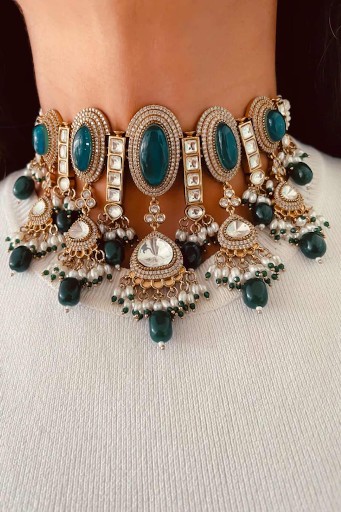 Prerto Roshanara Emerald Moissanite & Pearl Choker Set 