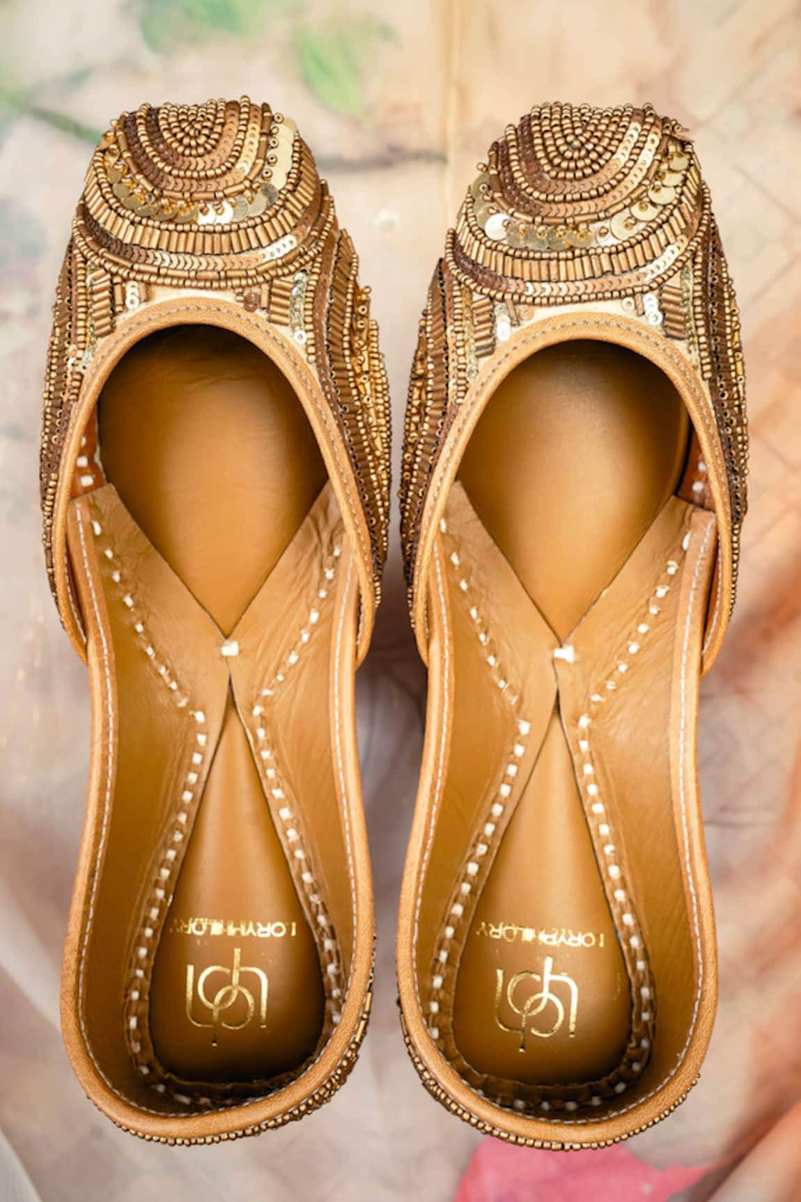 Loryphilory Sunheri Shaan Embroidered Juttis 