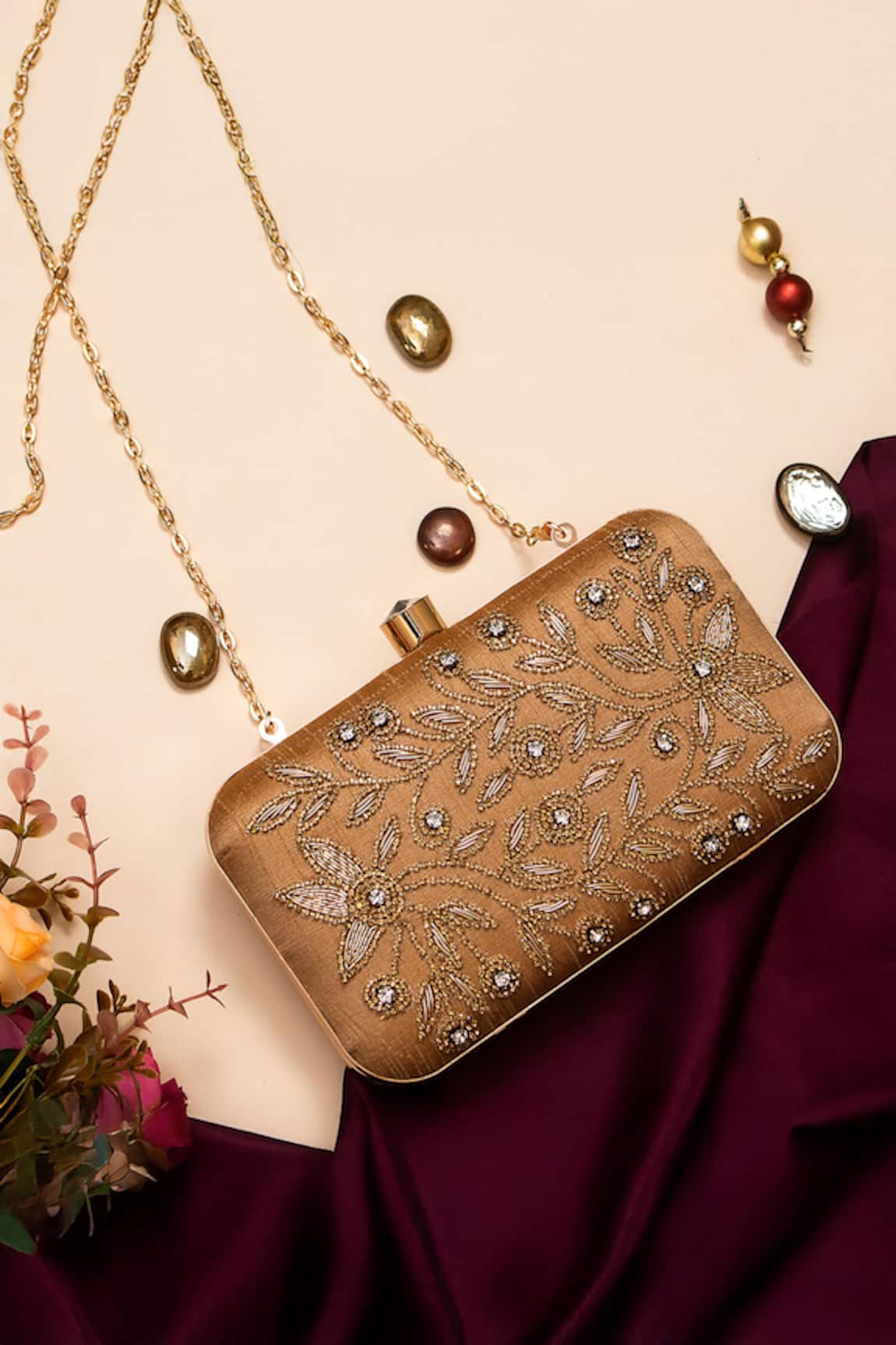 Nazaakat By Samara Singh Embroidered Floral Motif Clutch With Sling 