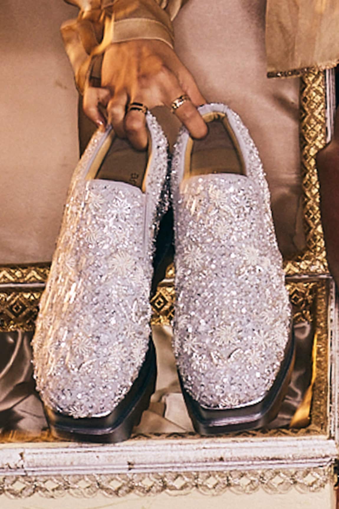 Anaar Mehfil Wedge Embroidered Sneakers 