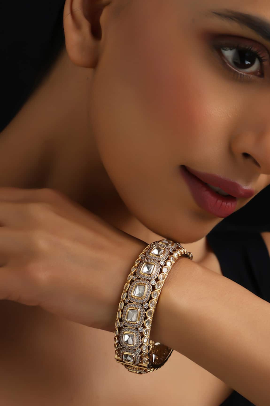 Swabhimann Gold Polki Kada 