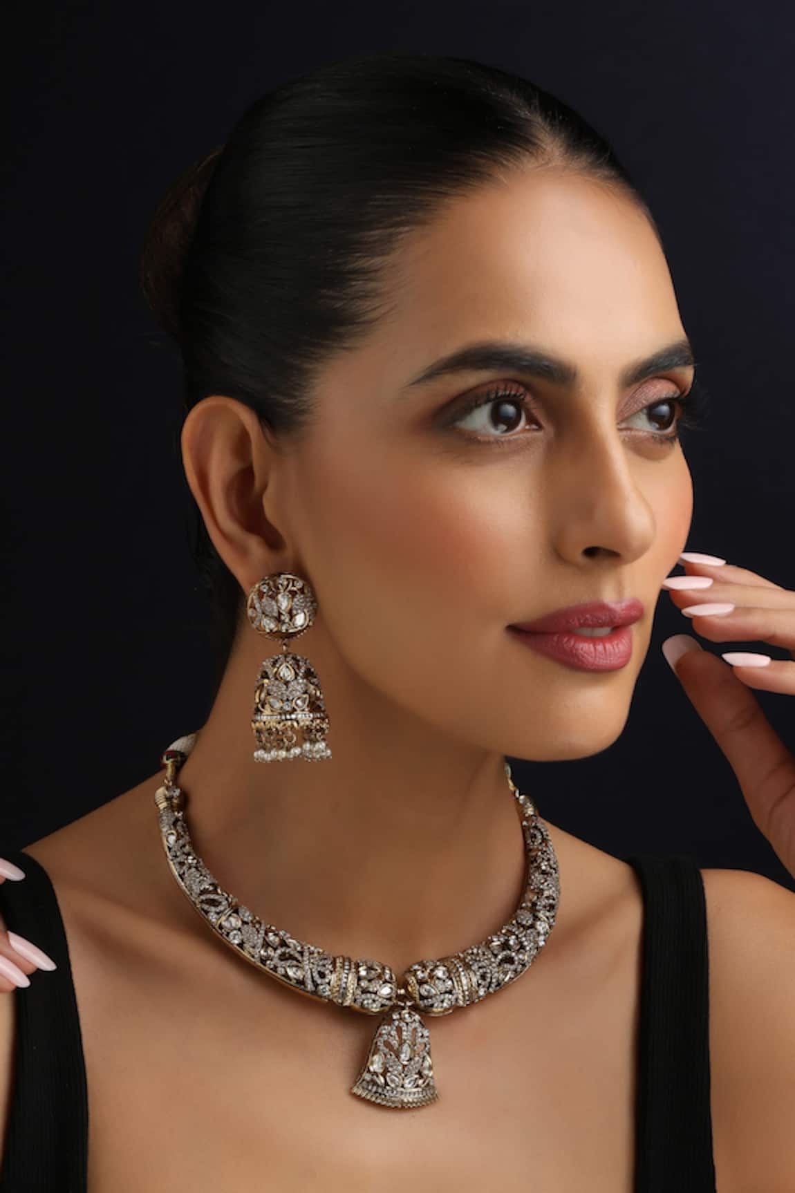 Swabhimann Gold Victorian Polki Hasli Necklace Set 