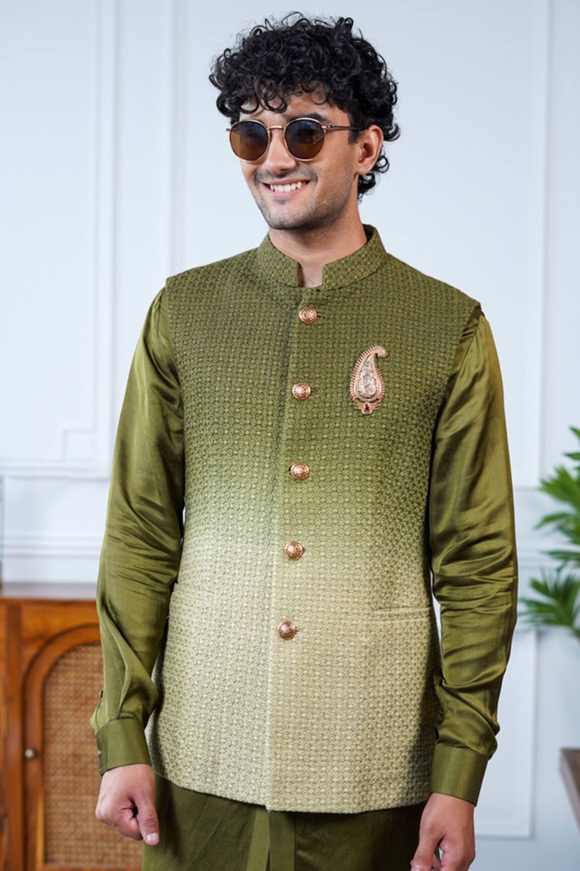 Philocaly Sehar Ombre Green Embroidered Bundi 