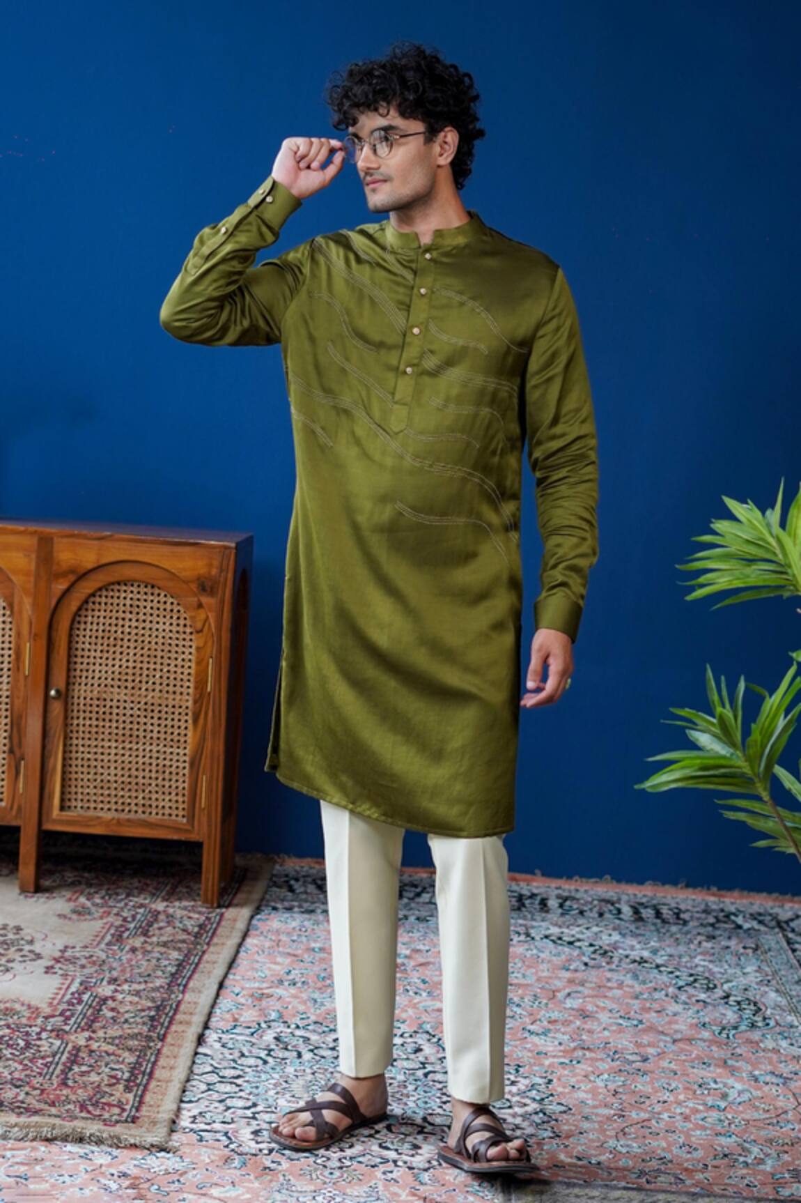 Philocaly Taru Linen Satin Tonal Wave Embroidered Kurta 
