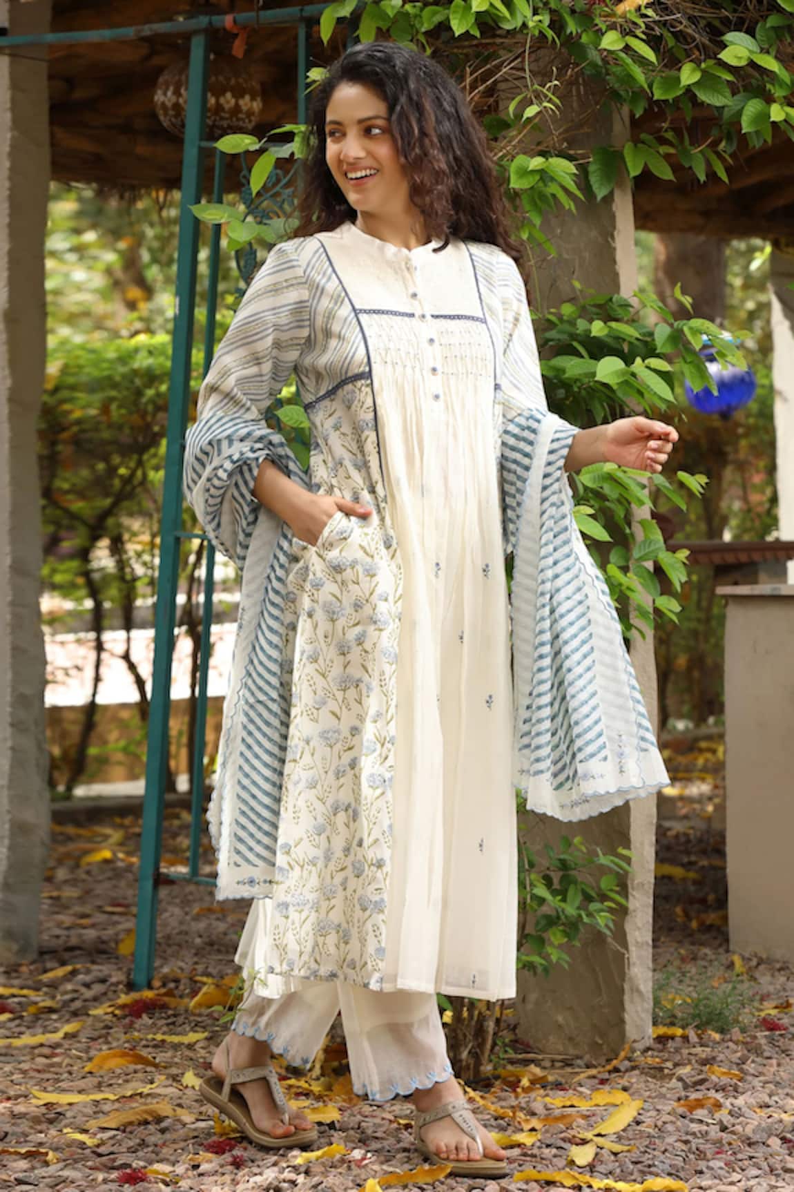Amoree by Shikha Chaudhry Asmee Floral Pattern Kurta Set
